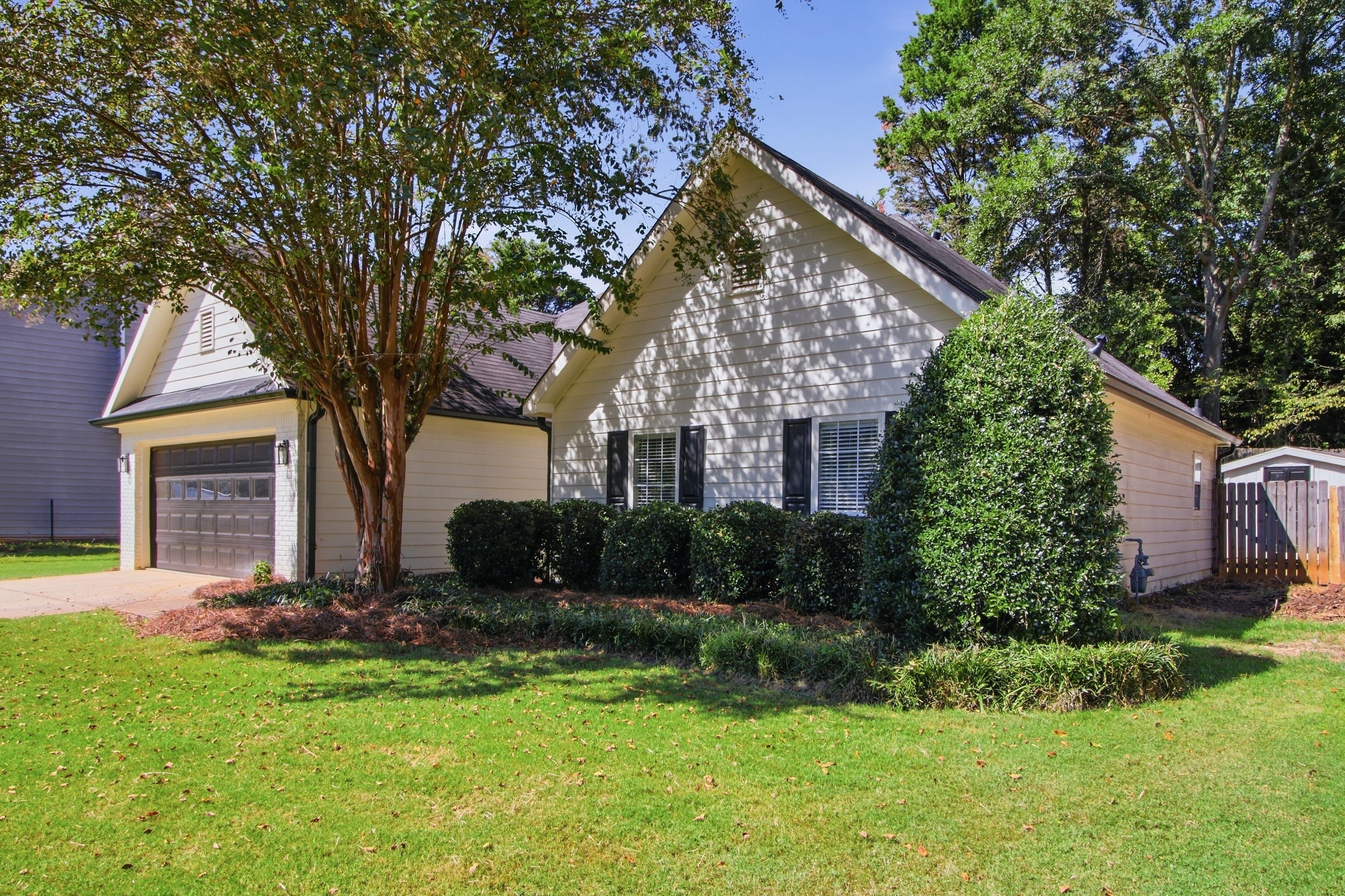 Photo 6 of 28 of 3104 Baker Plantation Ct, Acworth, GA