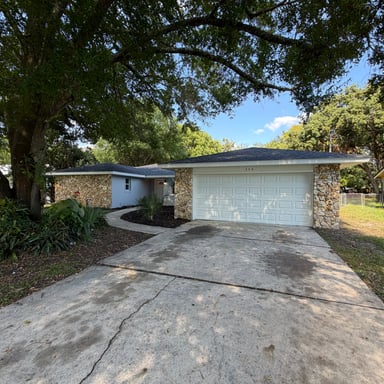 Property photo 1 of 208 Robin Rd