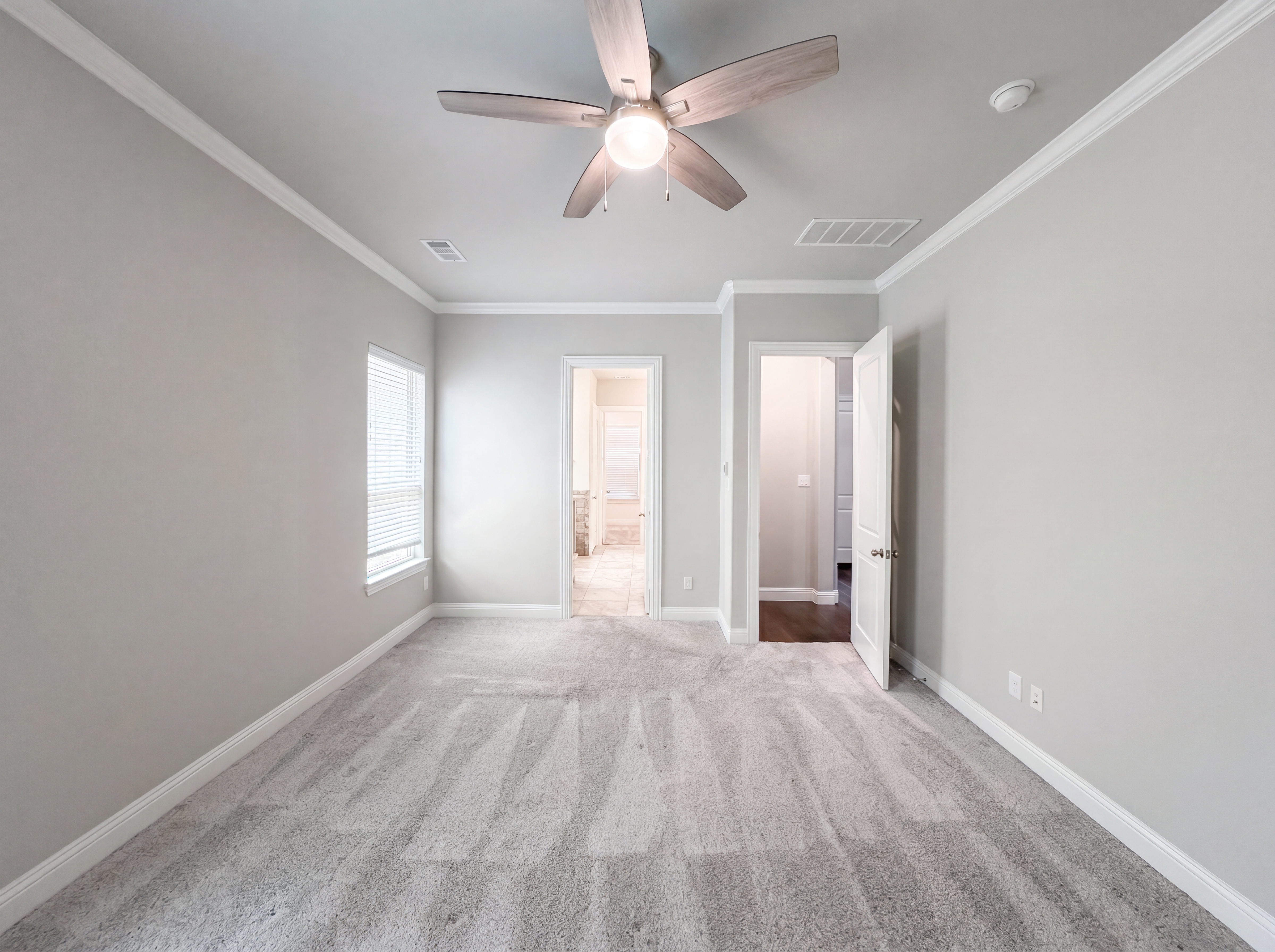 Photo 4 of 20 of 17628 Bottlebrush Dr, Dallas, TX