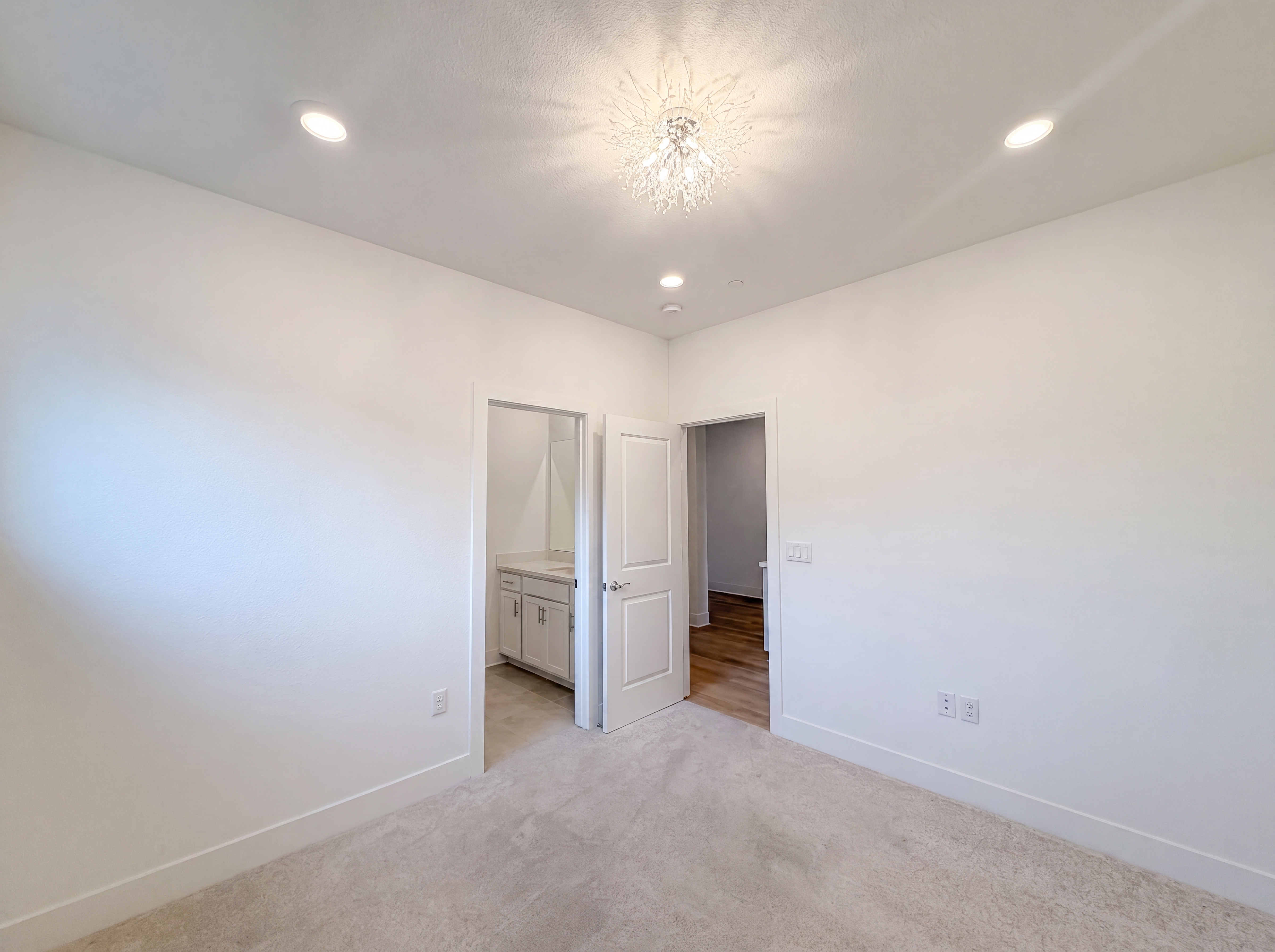 Photo 15 of 50 of 2743 Irish Meadow Way, Lathrop, CA