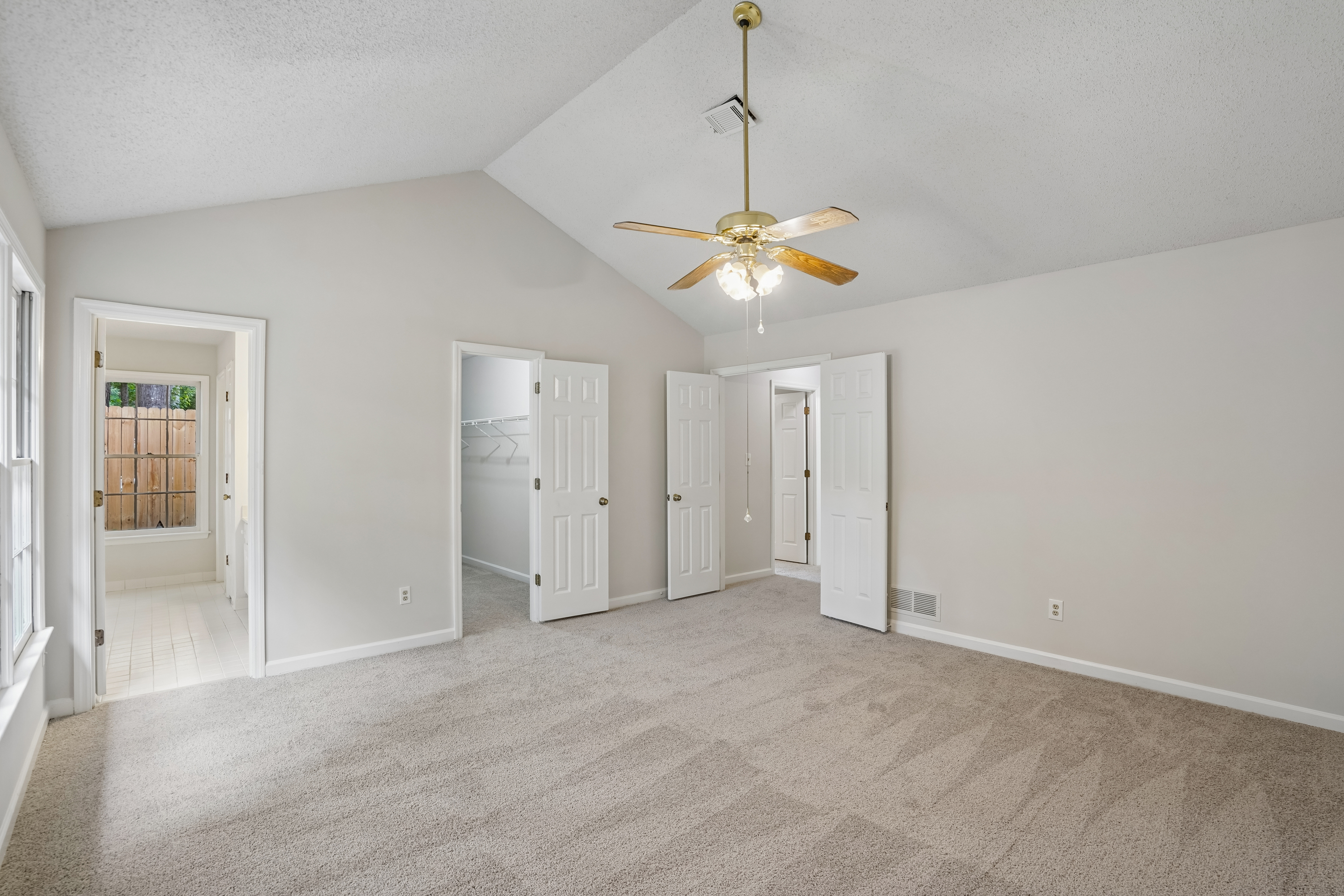 Photo 4 of 34 of 1254 Wynford Colony SW, Marietta, GA