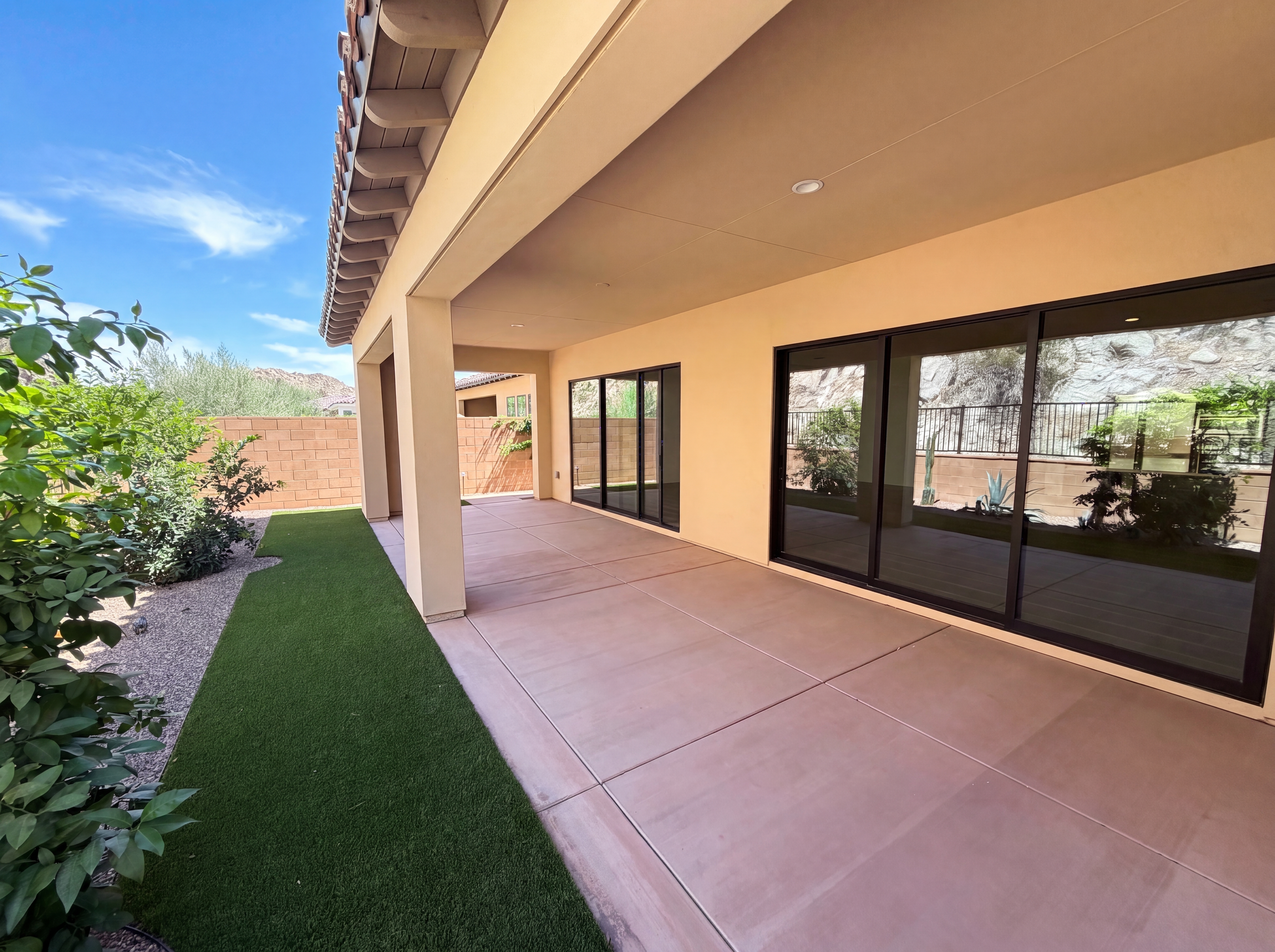 Photo 16 of 26 of 46297 Bradshaw Trl, La Quinta, CA