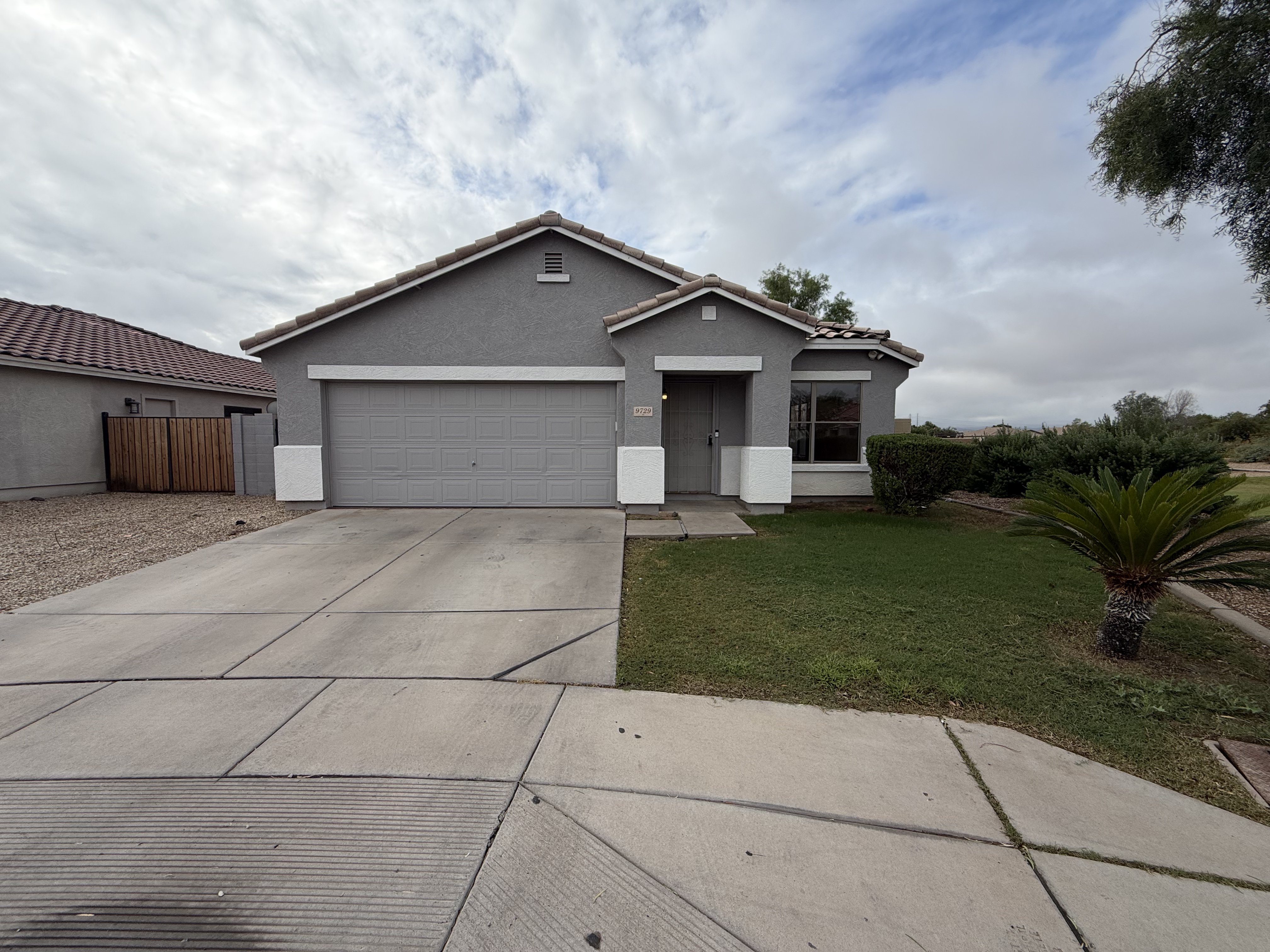 Photo 1 of 9729 W Cordes Rd