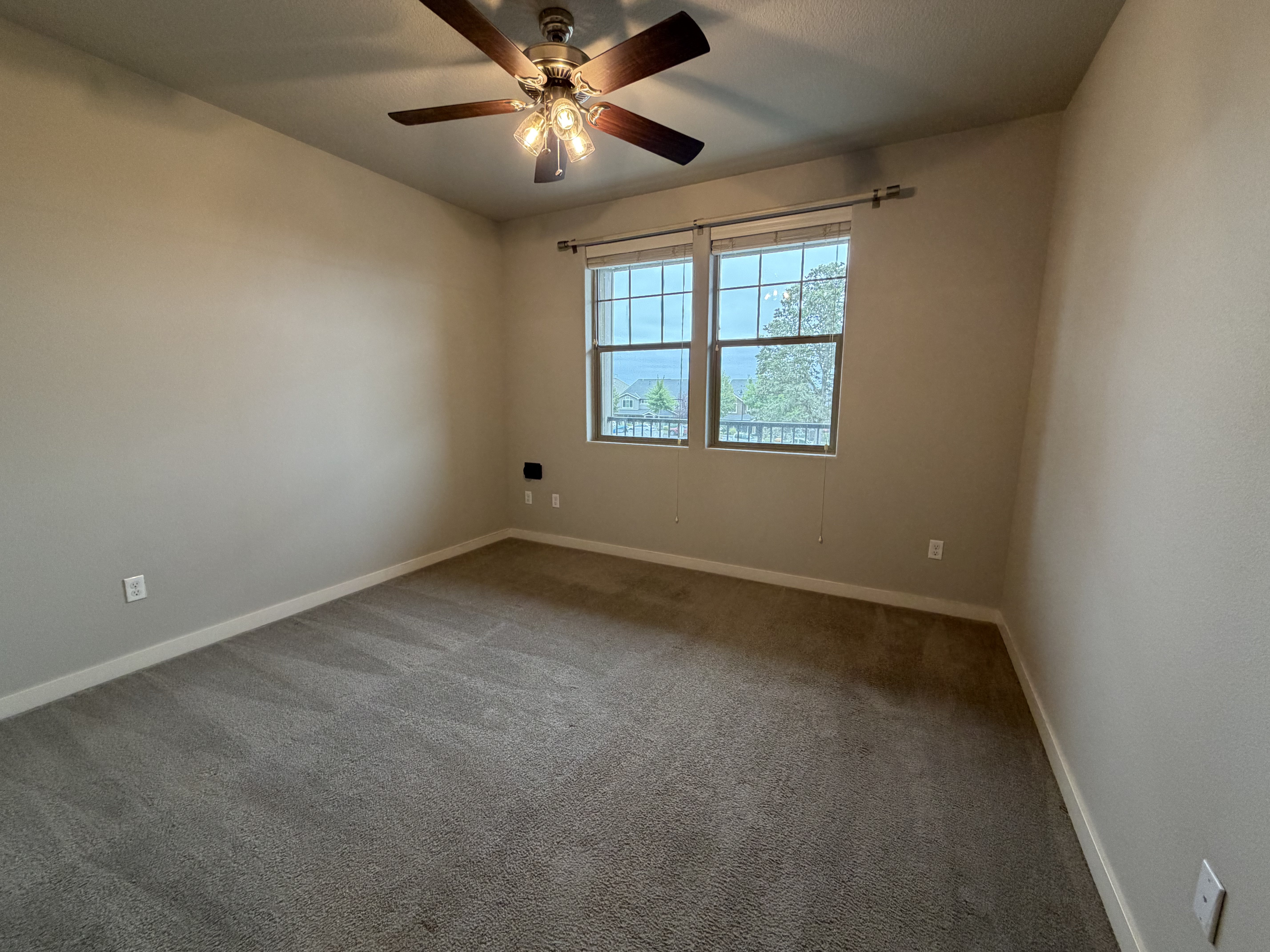 Photo 11 of 18 of 16417 NW Chadwick Way, Portland, OR