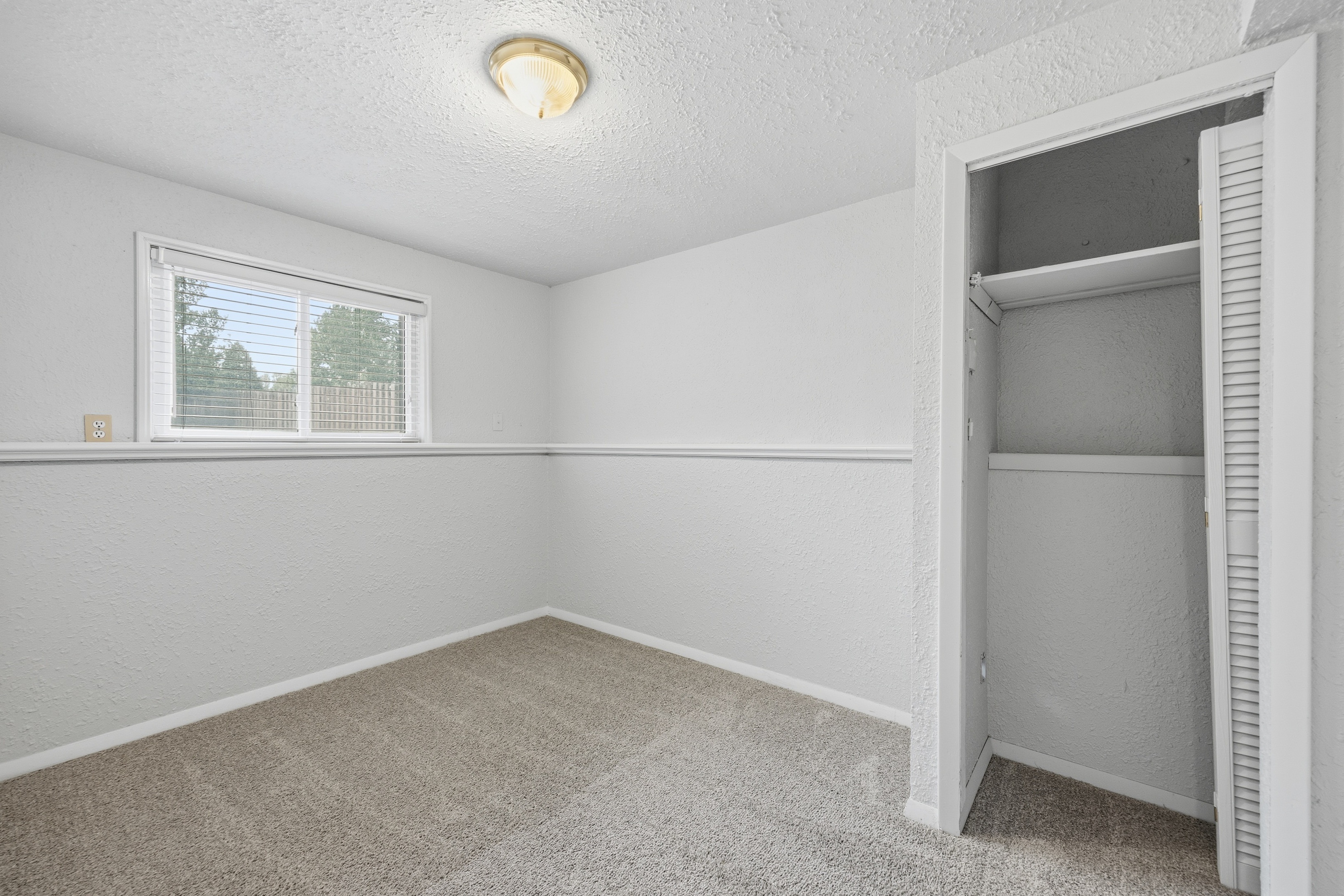 Photo 24 of 34 of 3045 Zephyr Dr, Colorado Springs, CO