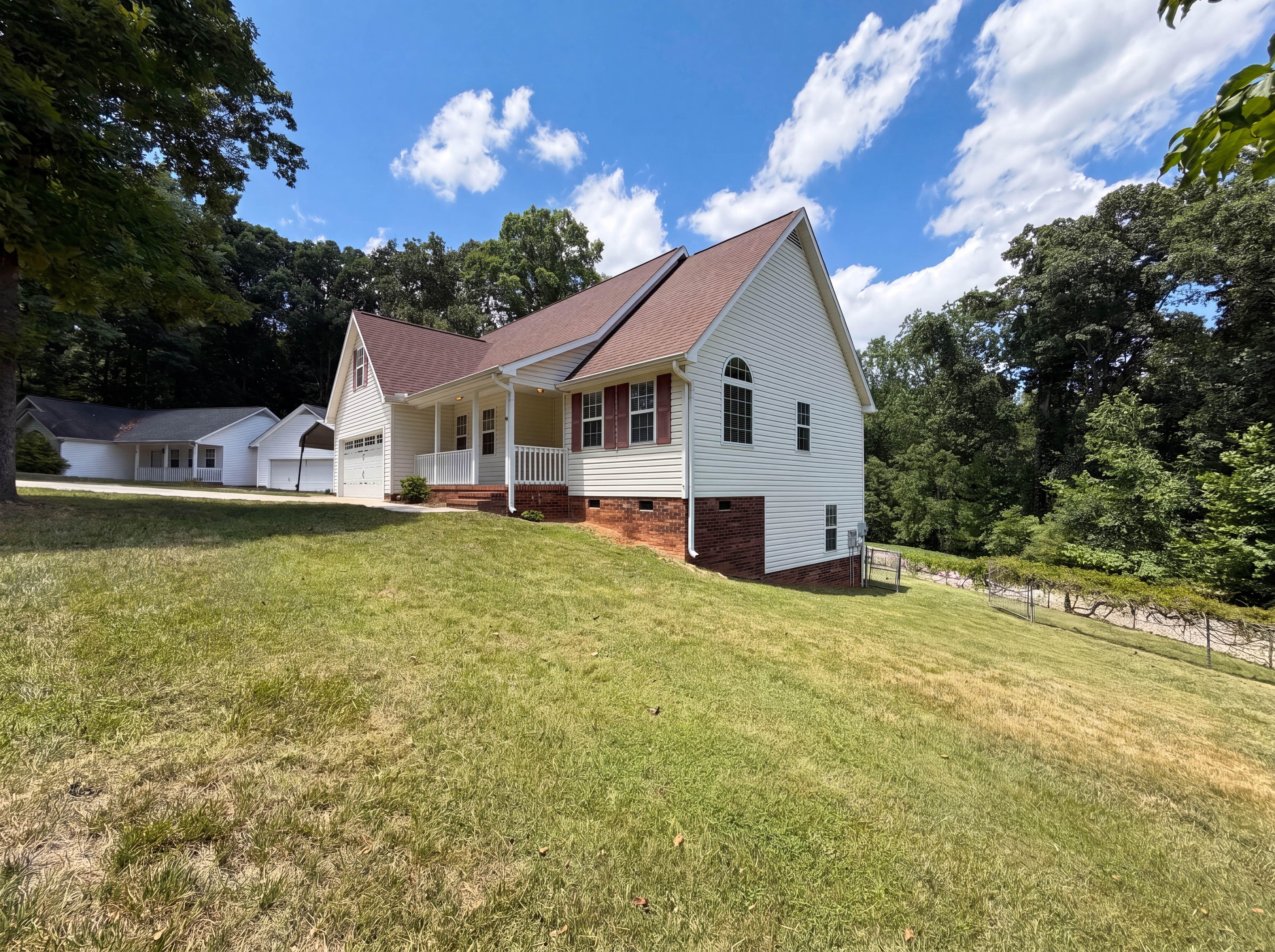 Photo 23 of 27 of 311 Hickory Wood Dr, Kannapolis, NC