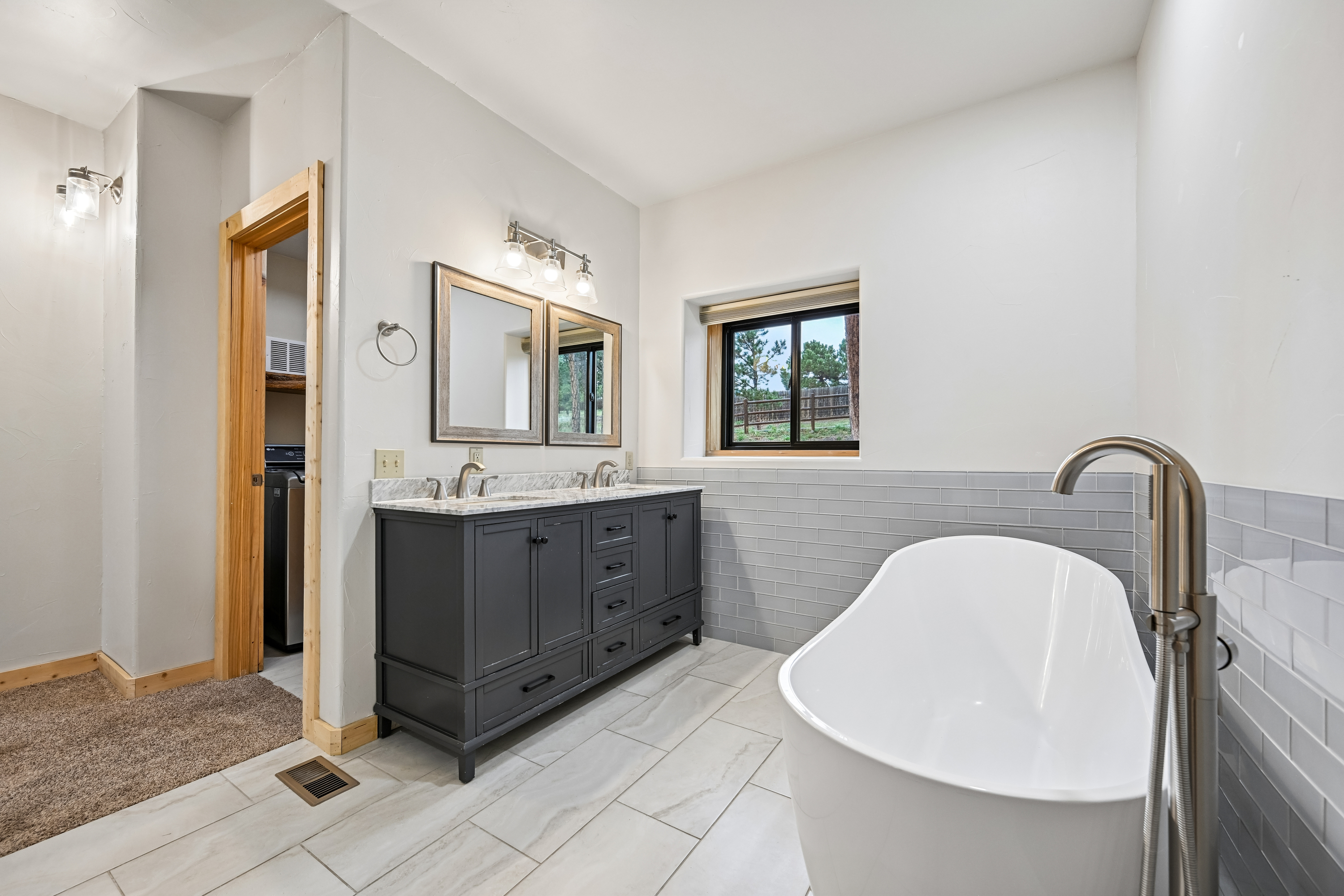 Photo 23 of 63 of 4150 Aztec Rd, Indian Hills, CO