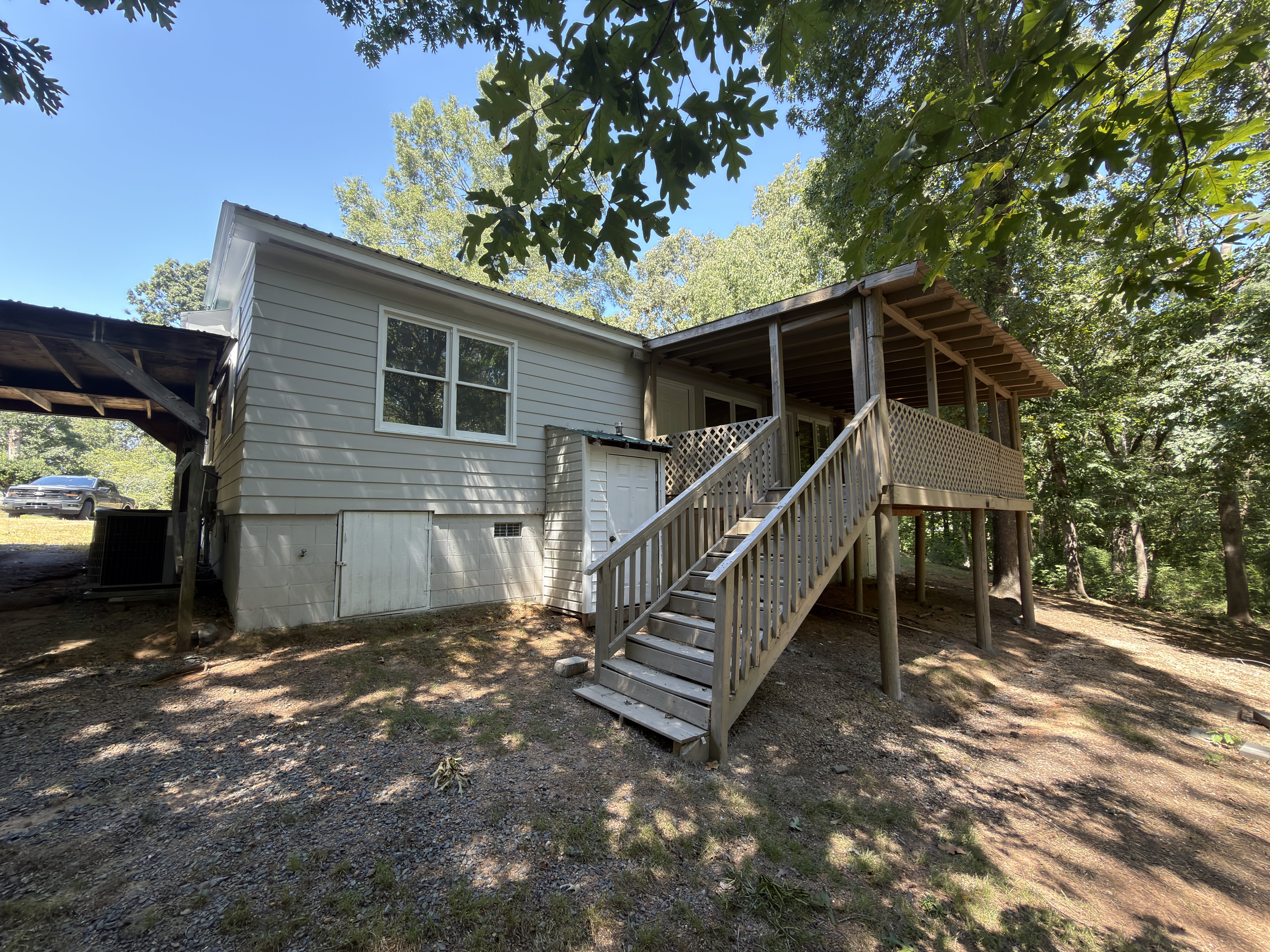 Photo 17 of 18 of 1018 Wade Rorie Rd, Wingate, NC