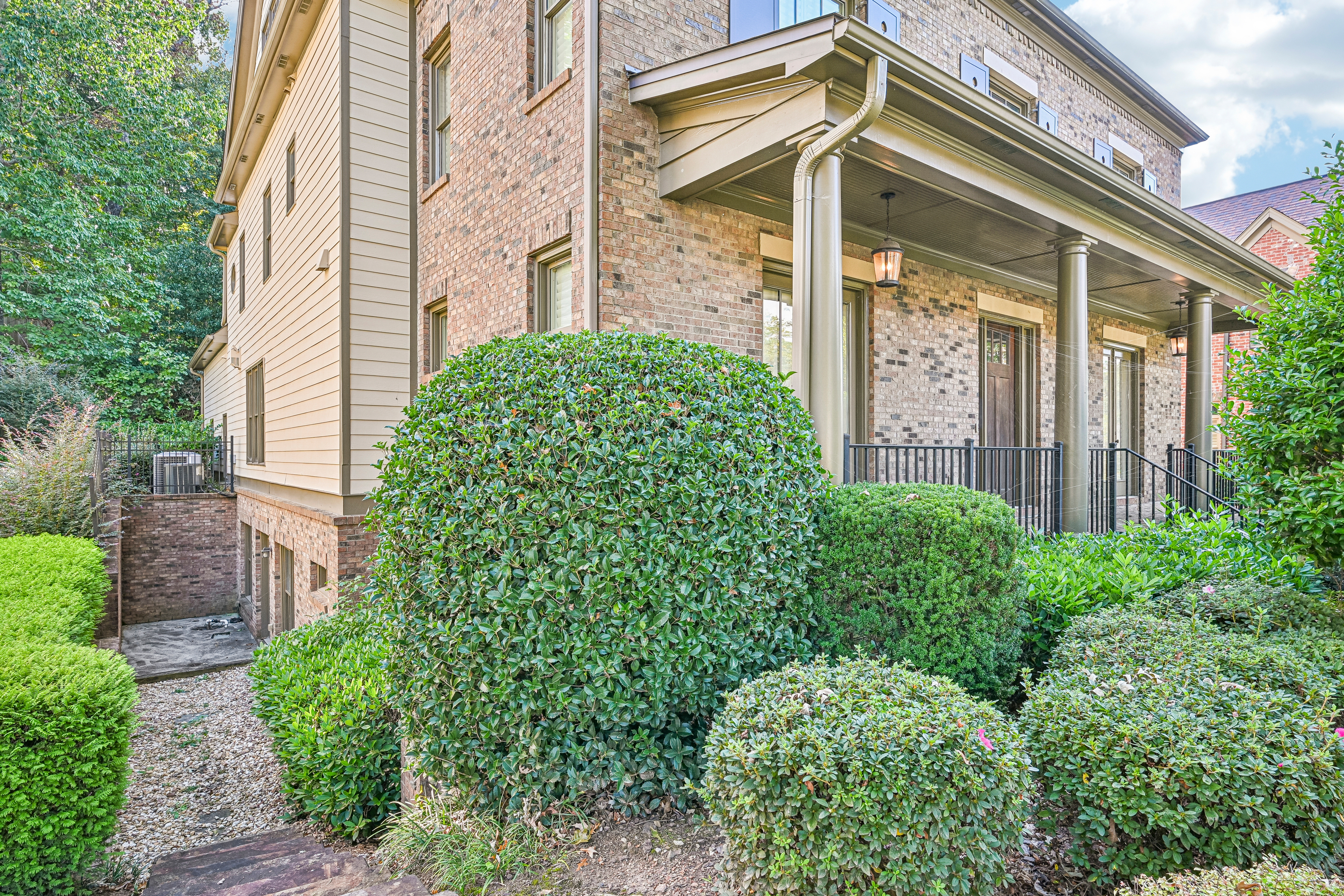 Photo 49 of 59 of 3250 Camellia Ln, Suwanee, GA