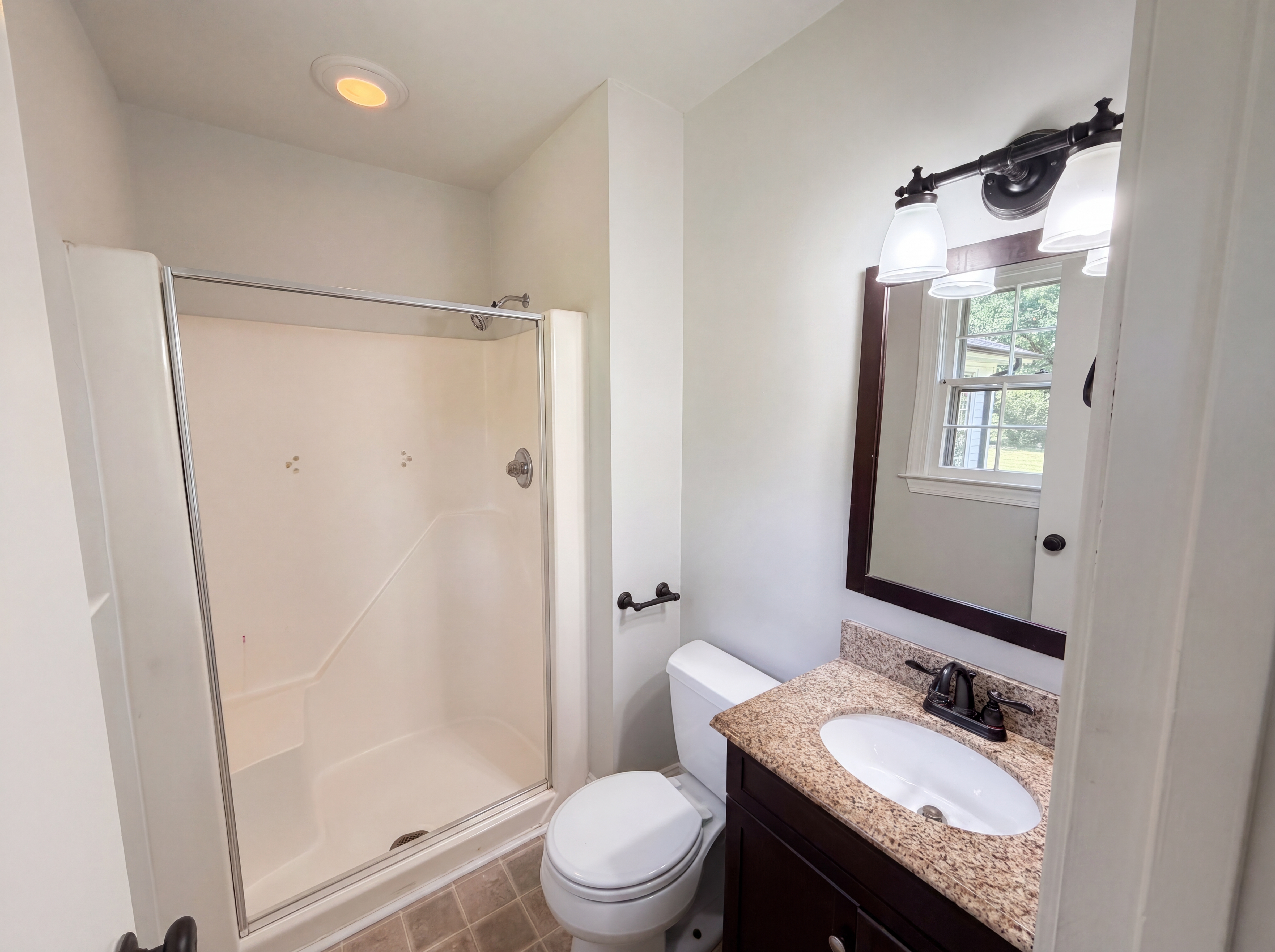 Photo 13 of 17 of 624 Green Willow Cir, Wendell, NC