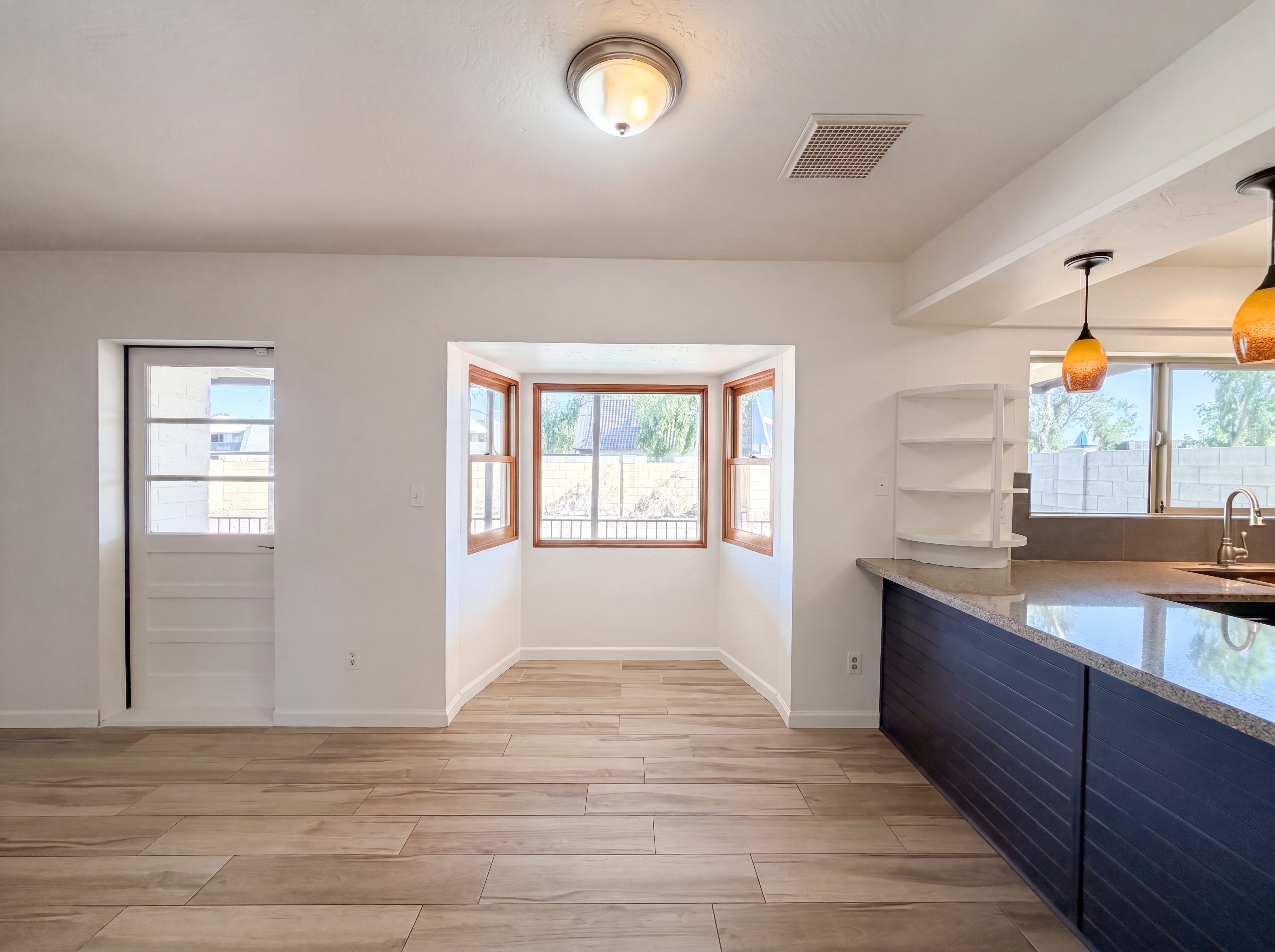 Photo 9 of 24 of 4813 S Terry Ln, Tempe, AZ