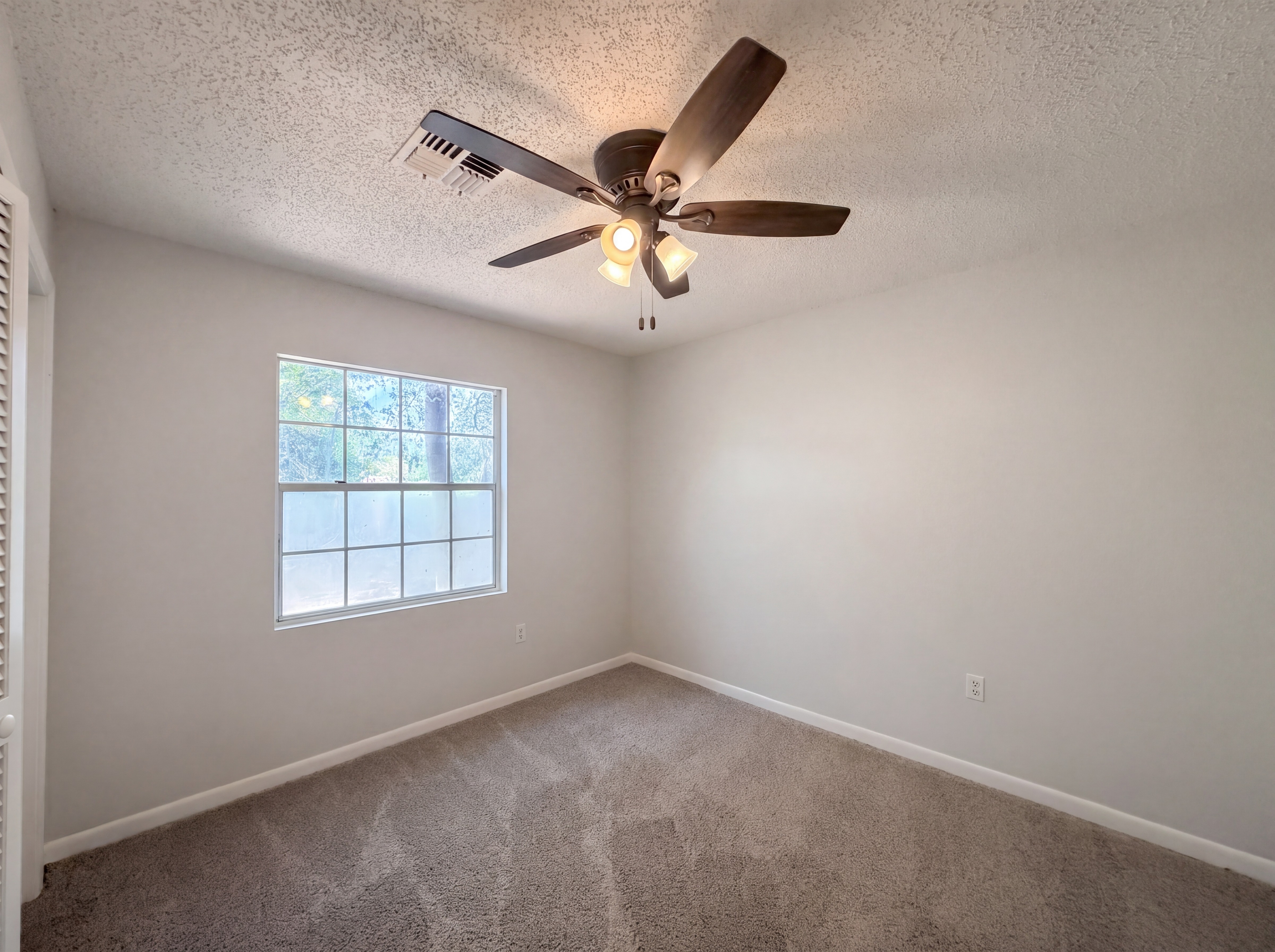Photo 9 of 19 of 613 4th St NE, Fort Meade, FL