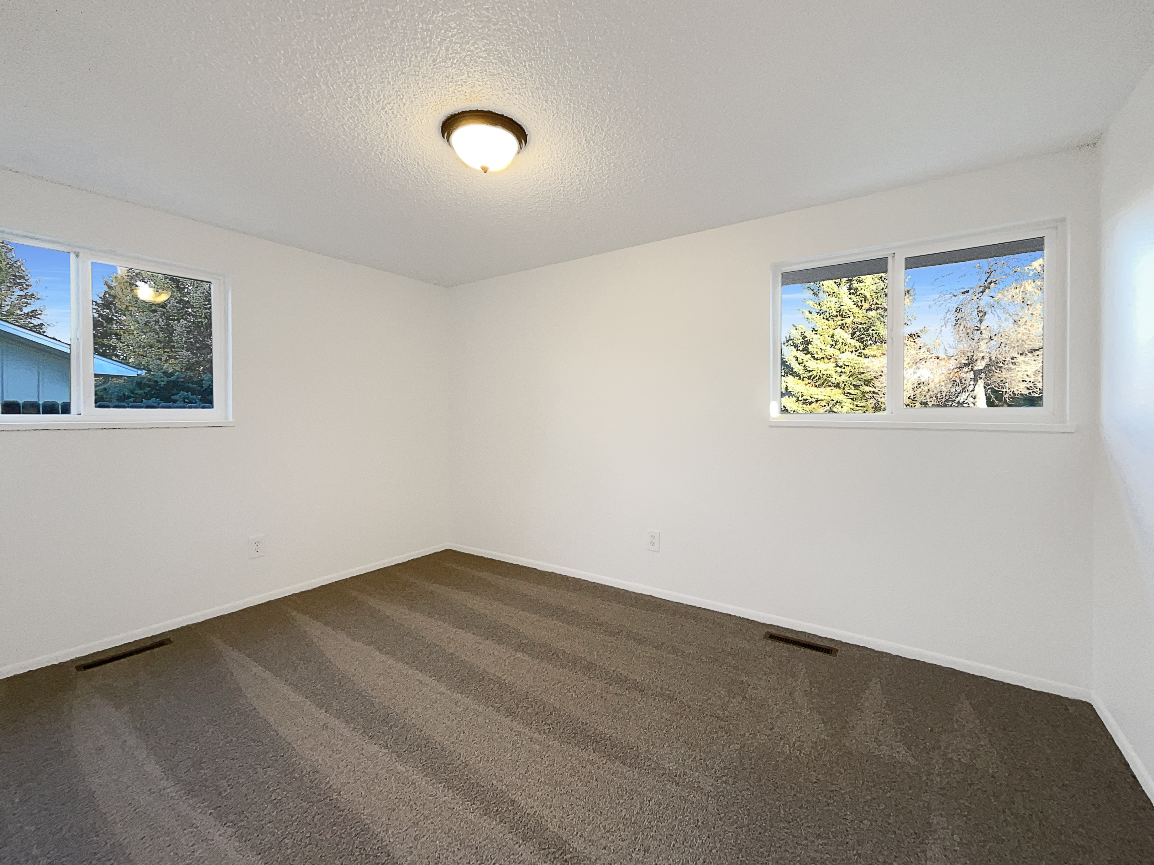 Photo 3 of 22 of 3620 N Colorado Ave, Loveland, CO