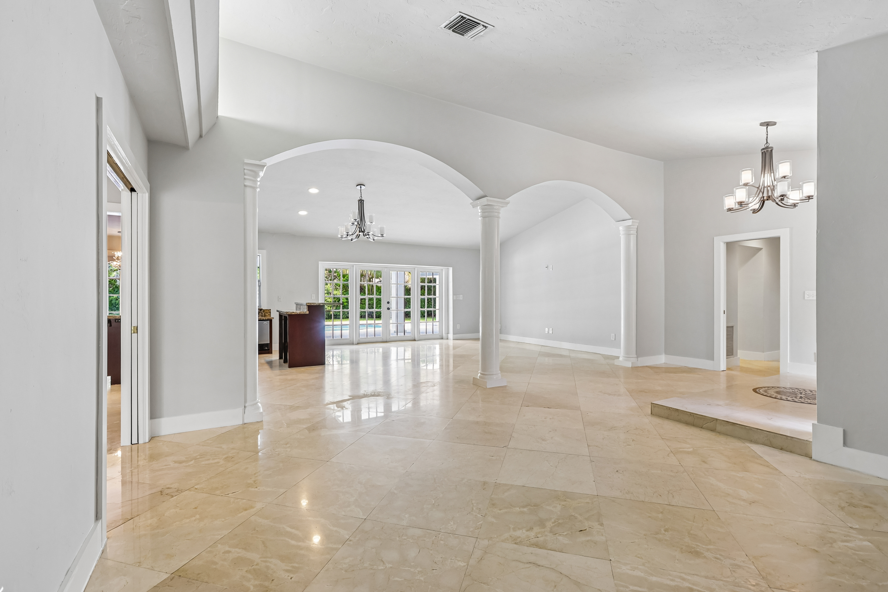 Photo 19 of 75 of 7745 SW 183rd Ter, Palmetto Bay, FL