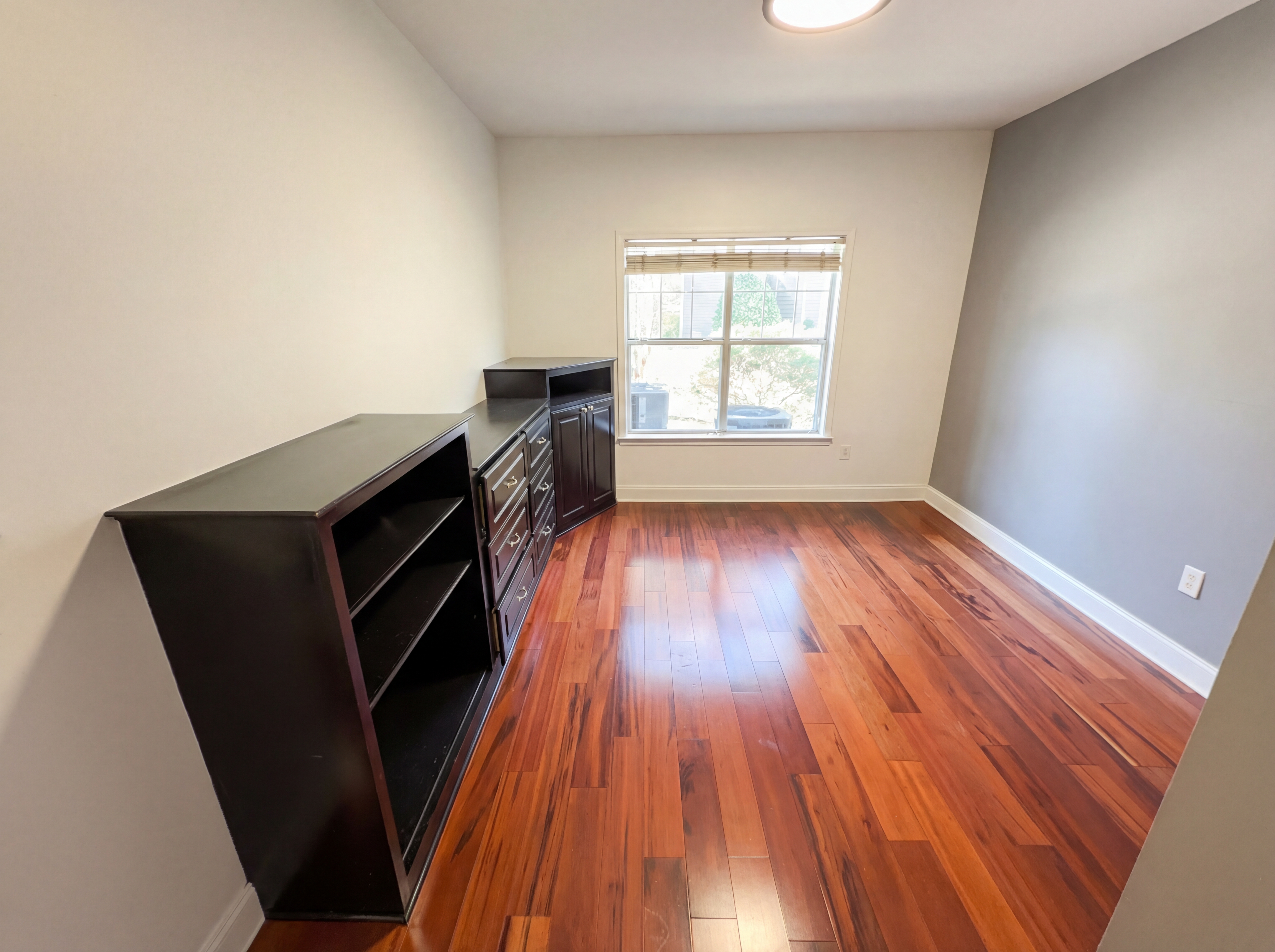 Photo 4 of 24 of 2700 Pine Tree Rd NE, Atlanta, GA