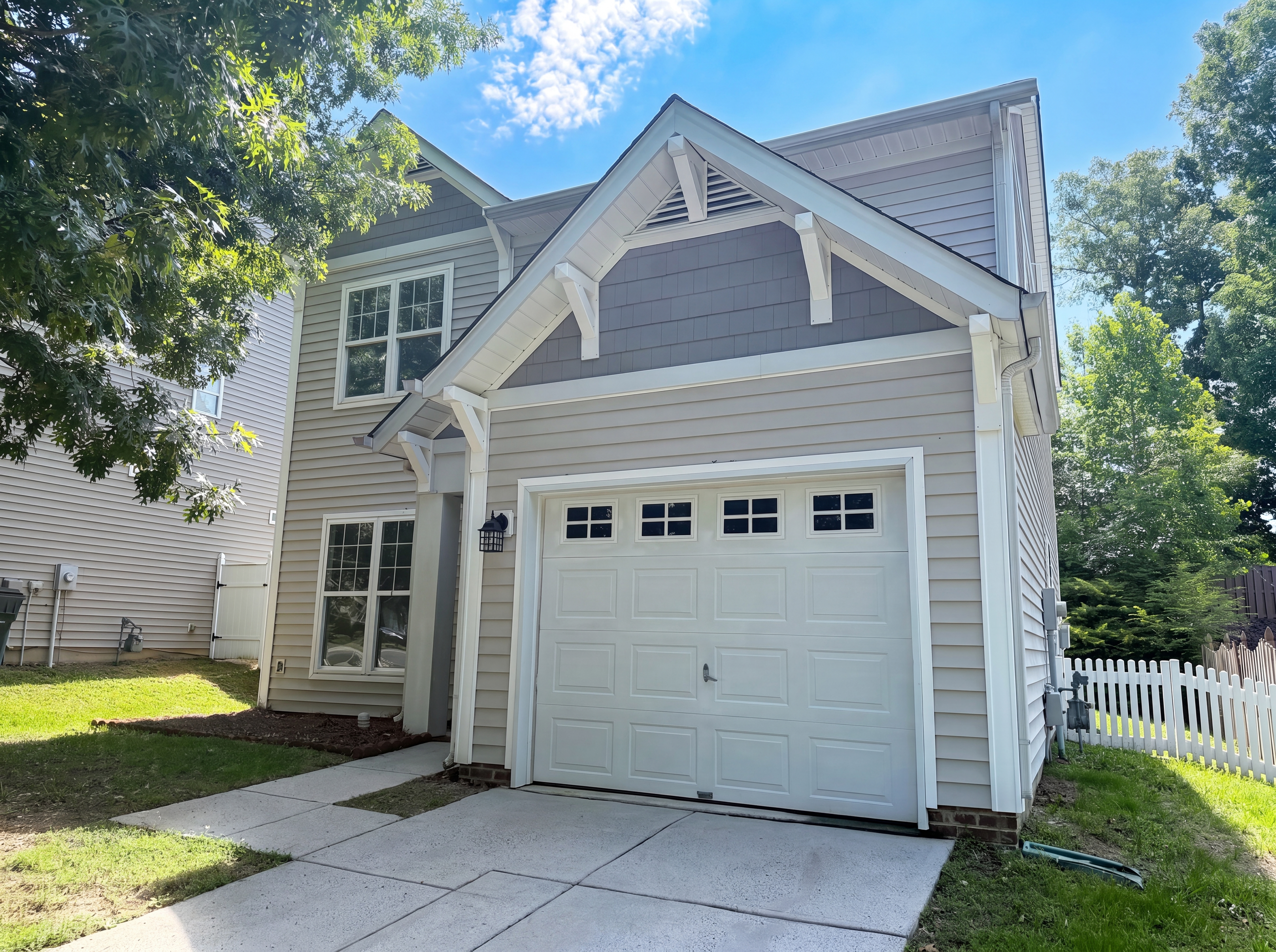 Photo 14 of 17 of 10648 Secret Garden Ln, Charlotte, NC