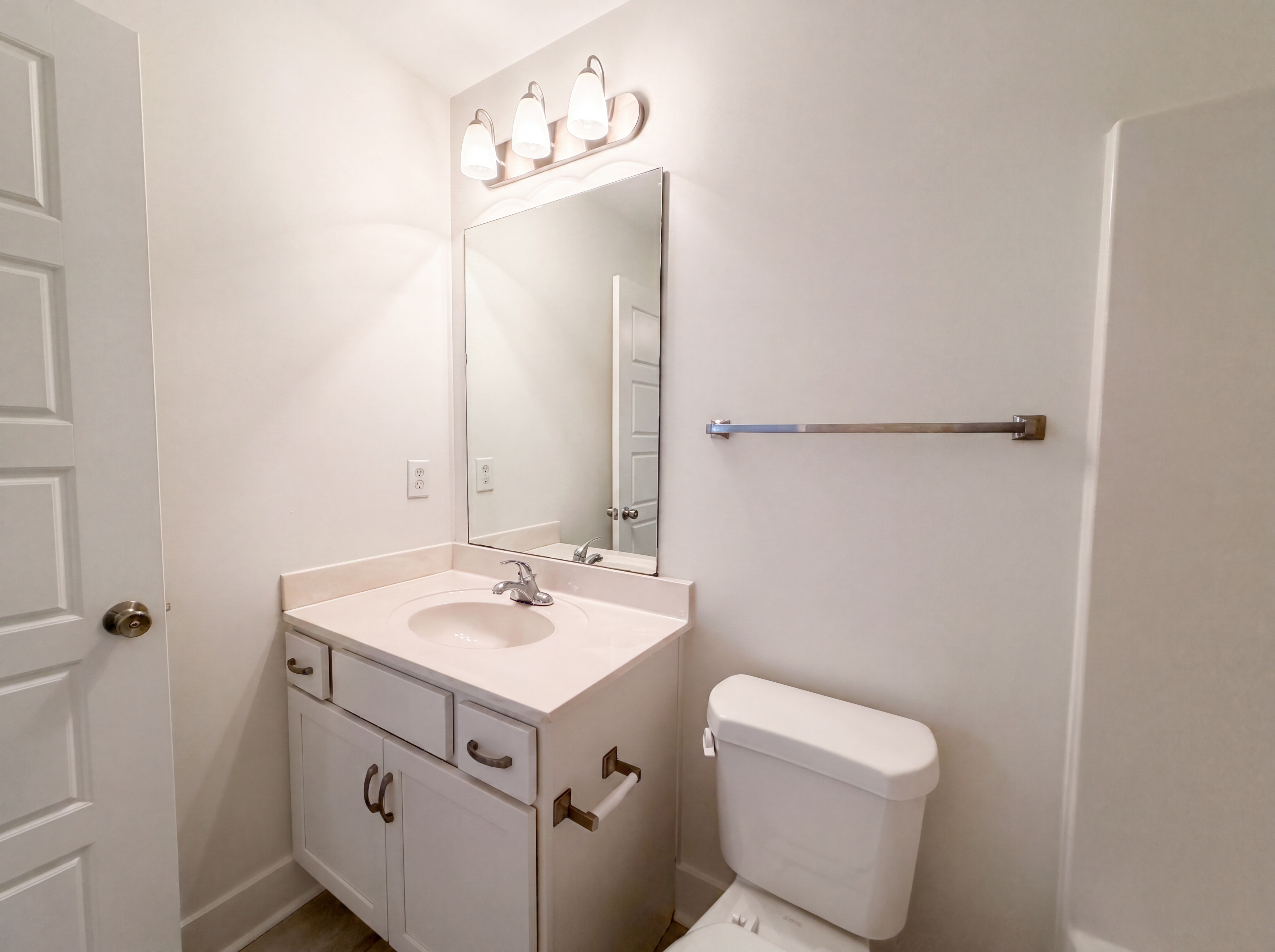 Photo 15 of 23 of 1134 Somerset Springs Dr, Spring Hill, TN
