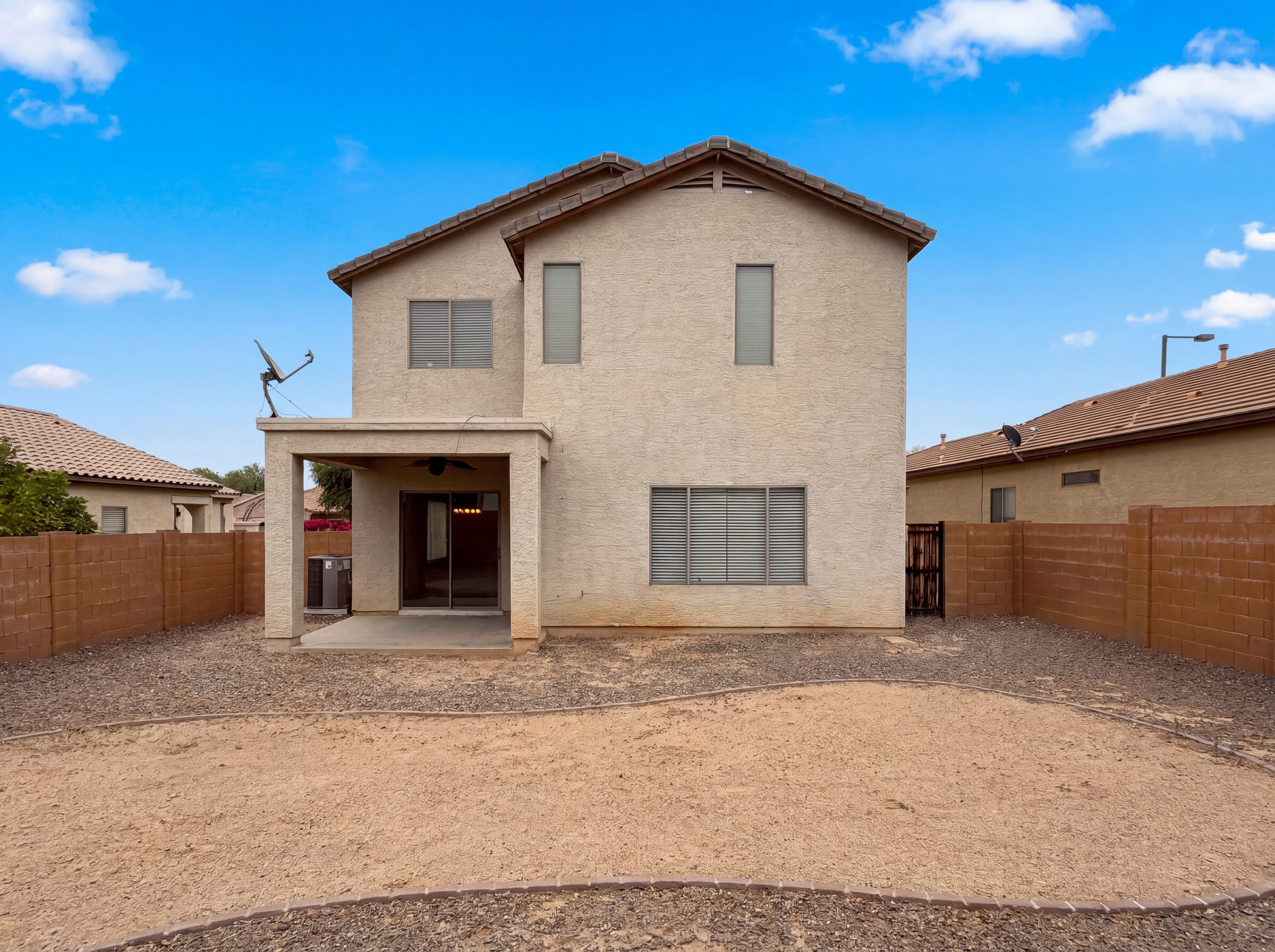 Photo 5 of 33 of 20504 N 261st Ave, Buckeye, AZ