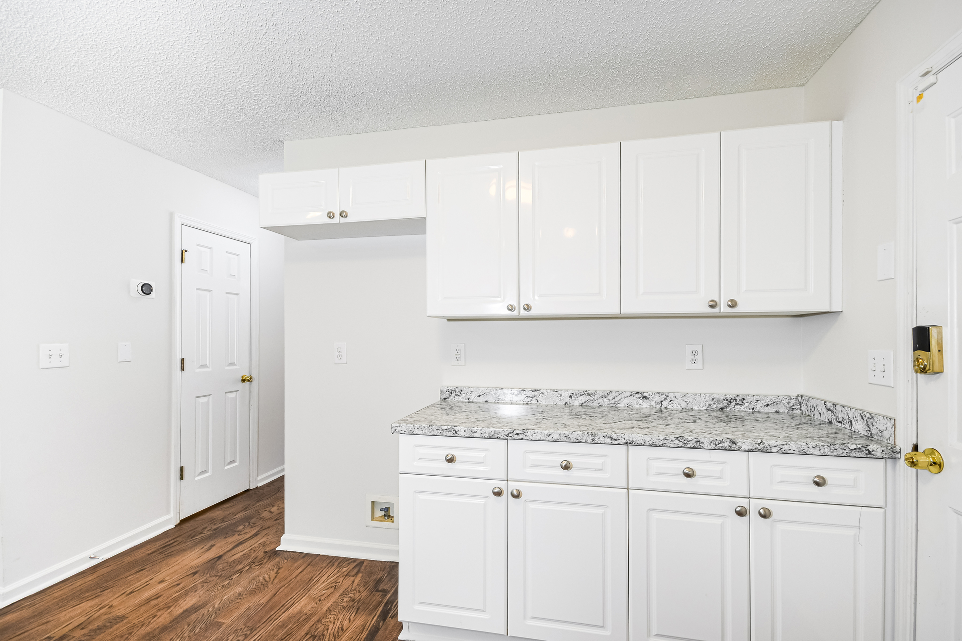 Photo 7 of 21 of 8612 Coppergrove Dr, North Charleston, SC