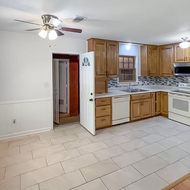 Property photo 2 of 2627 Fisk Rd