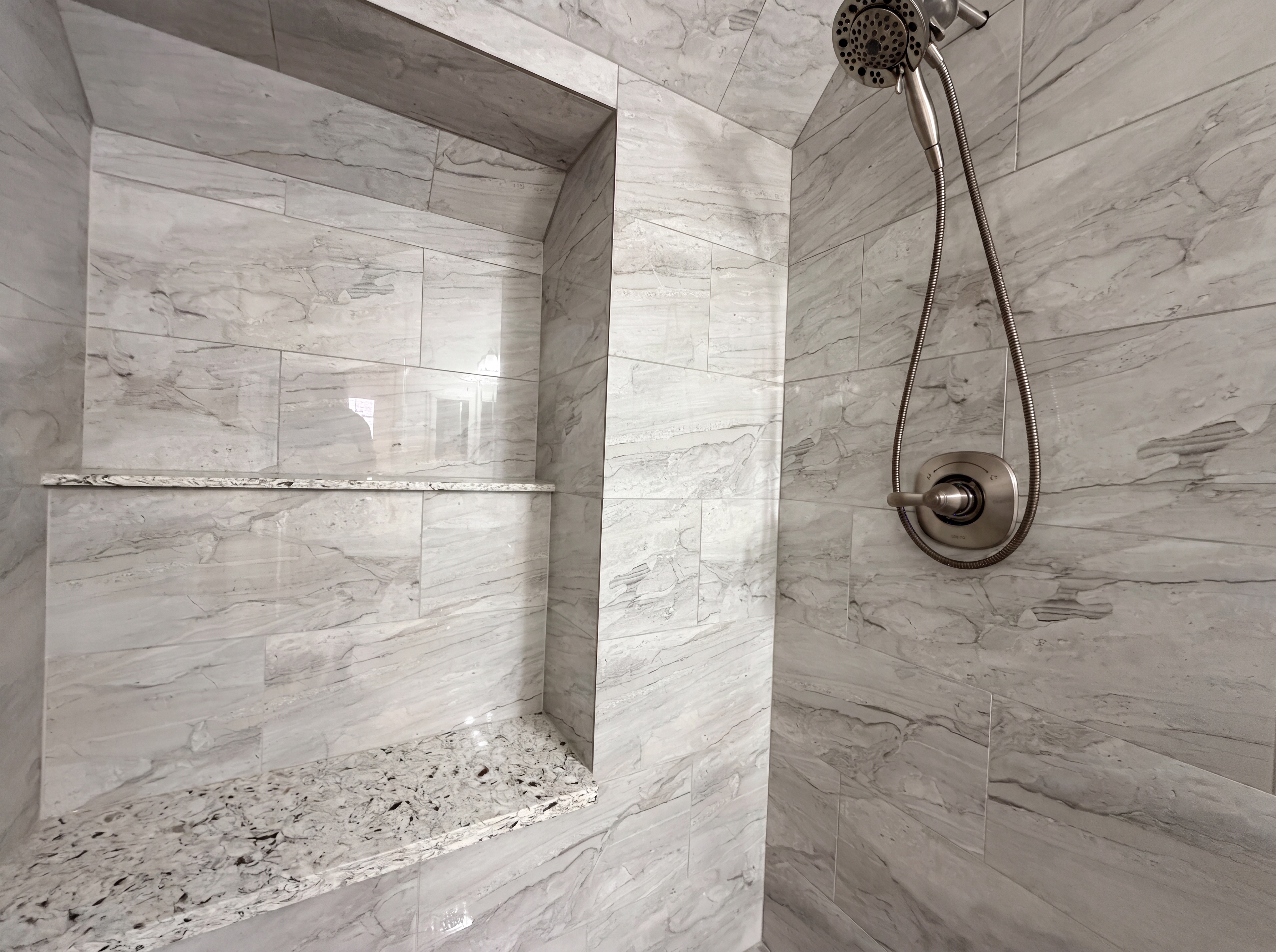 Photo 17 of 27 of 6335 Pavestone Ln, Las Vegas, NV