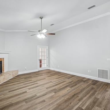 Property photo 3 of 5609 Executive Dr