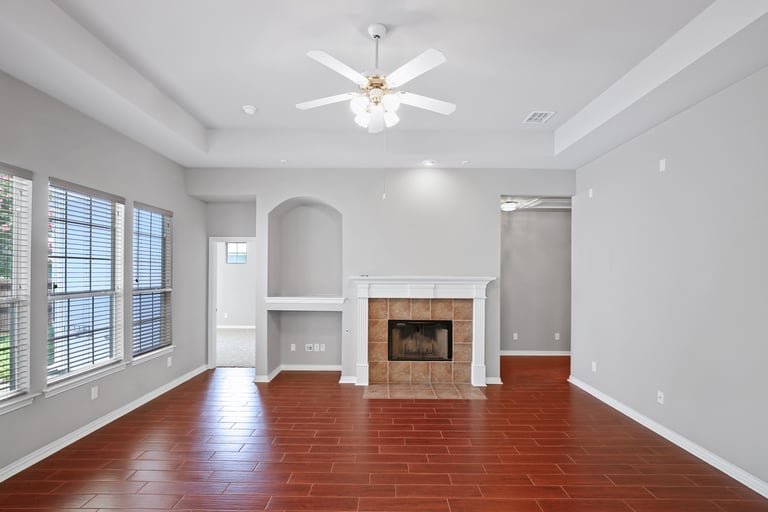 Photo 13 of 27 - 8601 Olmstead Ter, North Richland Hills, TX 76180