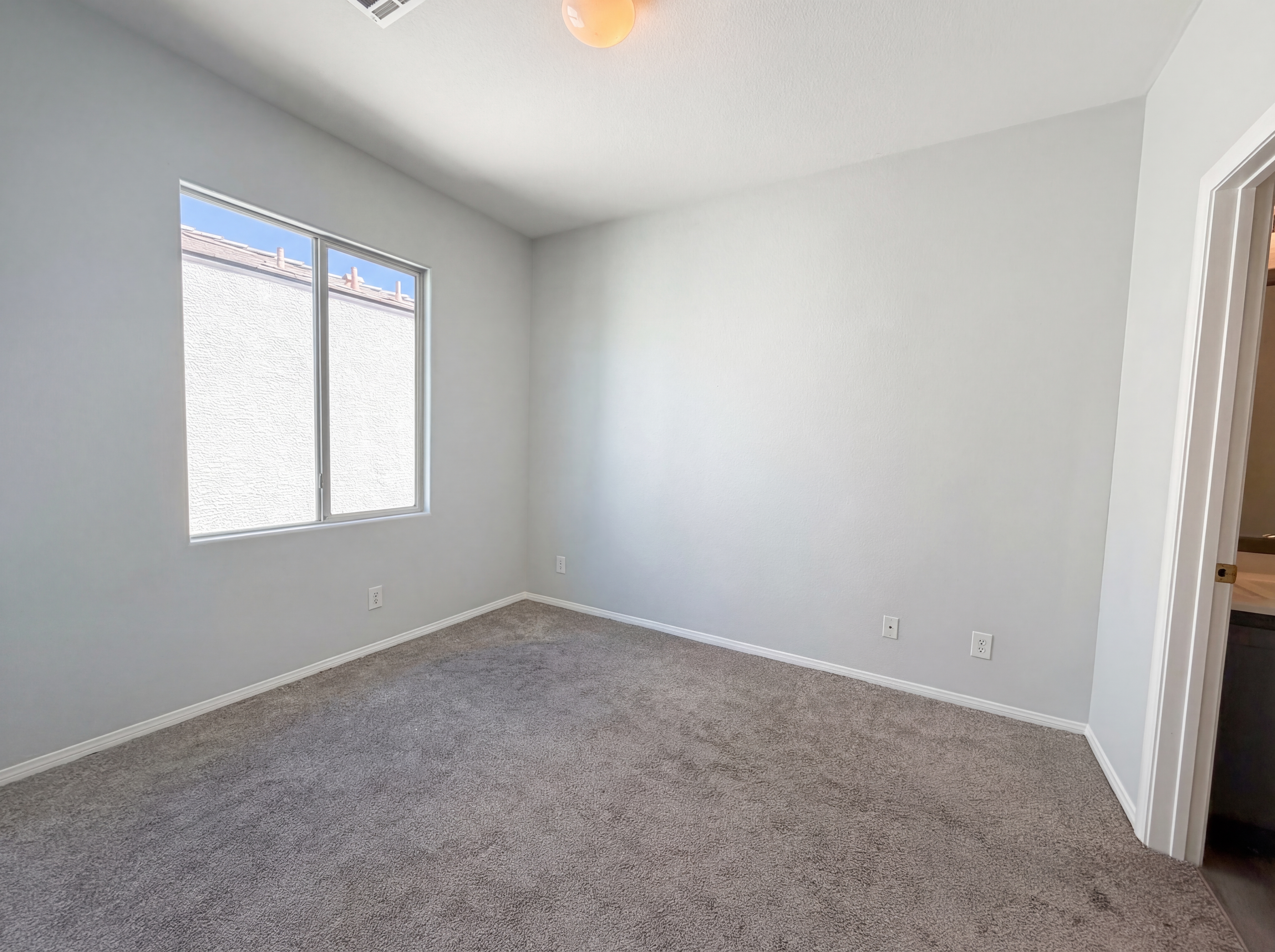 Photo 18 of 26 of 1310 Horizon Village Ave, Las Vegas, NV