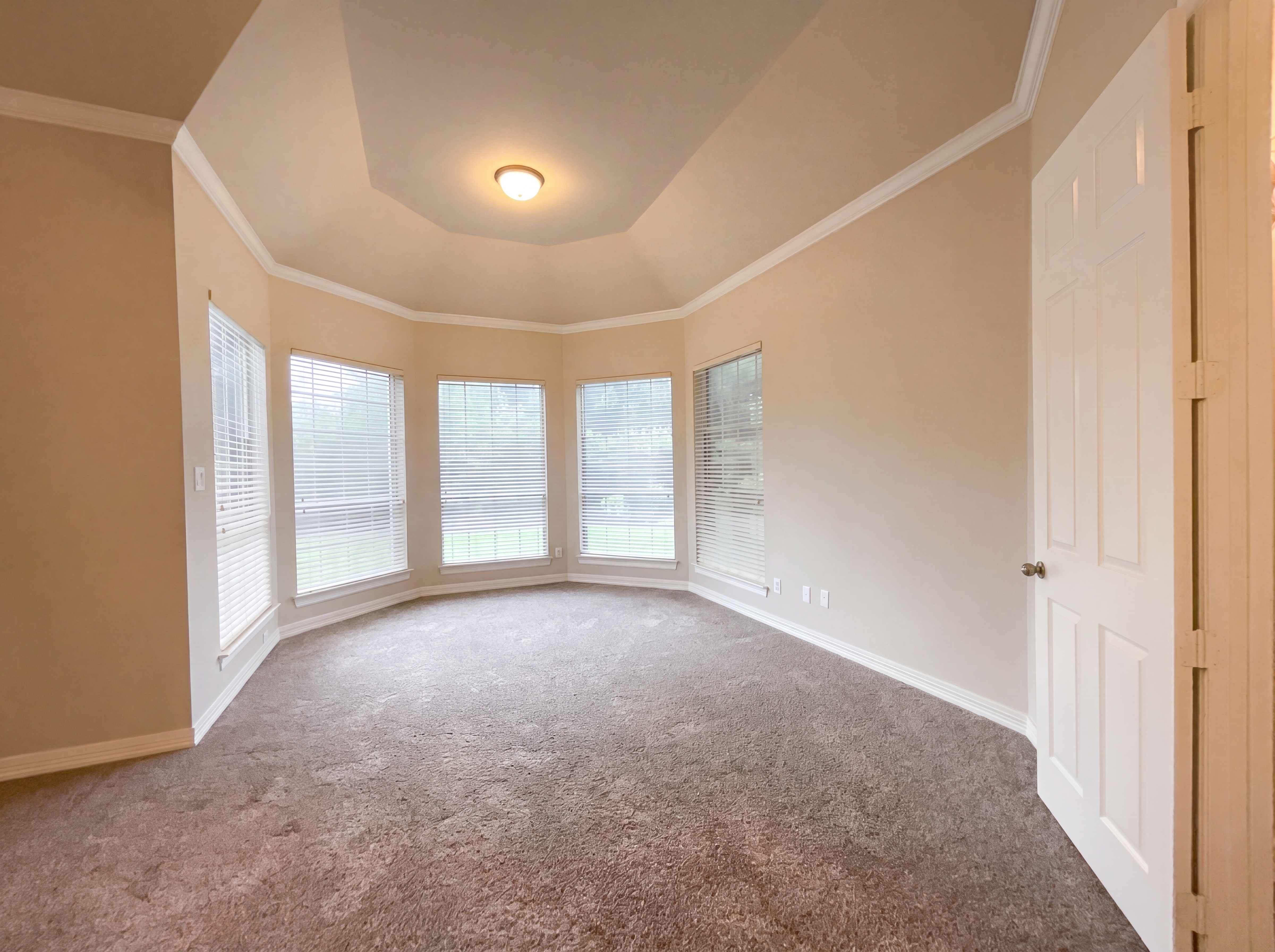 Photo 4 of 24 of 26319 Watercypress Ct, Cypress, TX