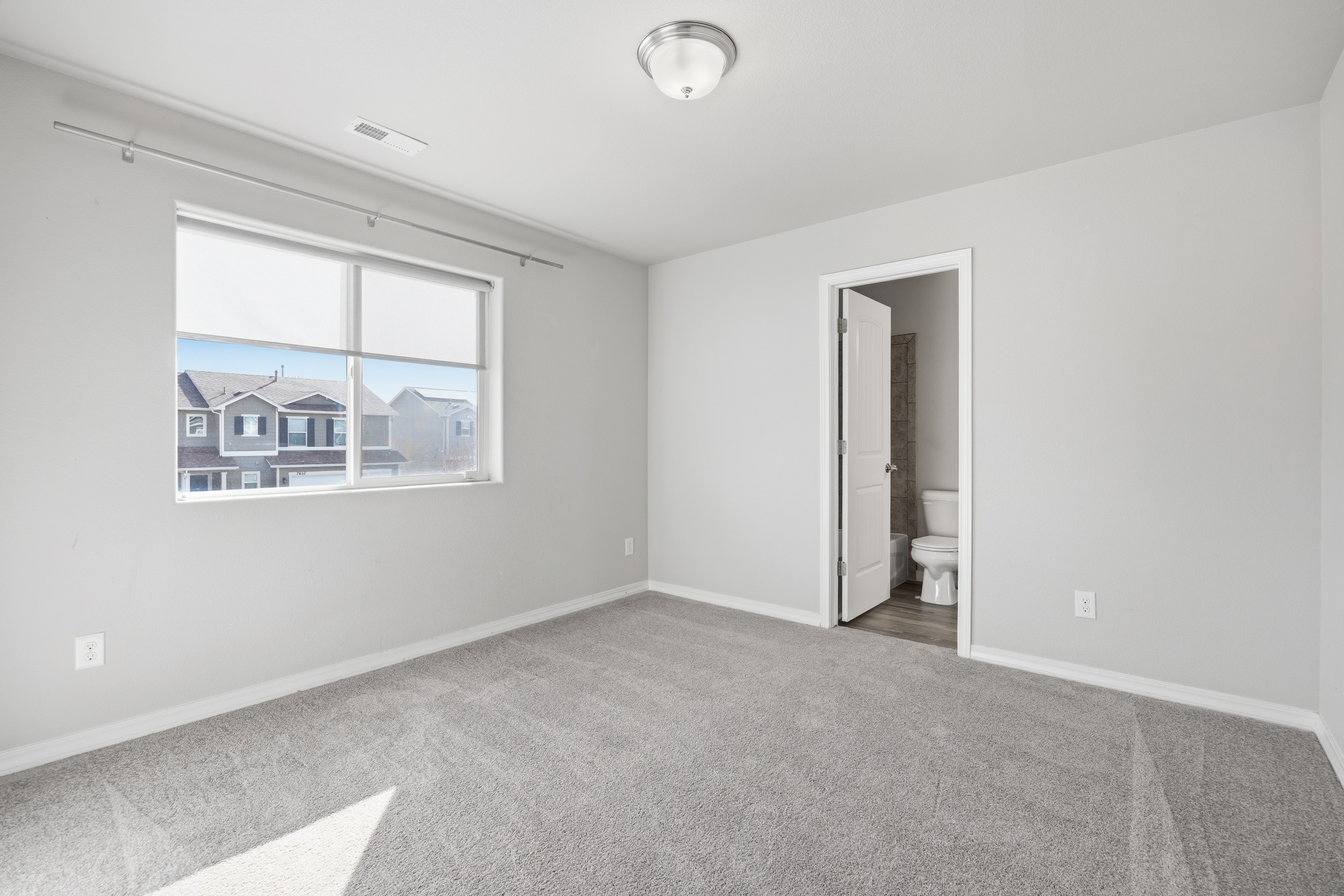 Photo 19 of 36 of 7668 Benecia Dr, Fountain, CO