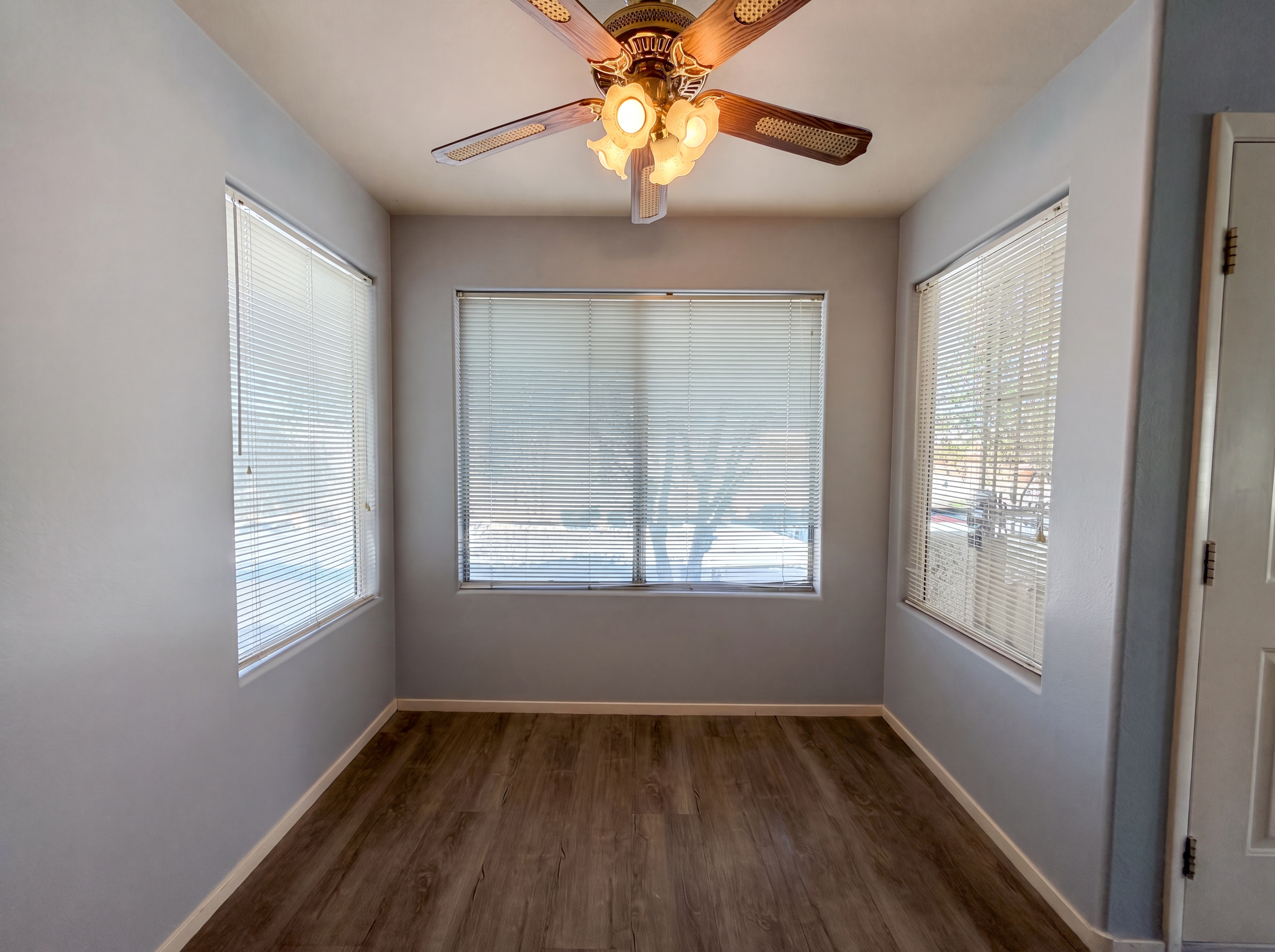 Photo 6 of 23 of 3087 Key Largo Dr, Las Vegas, NV