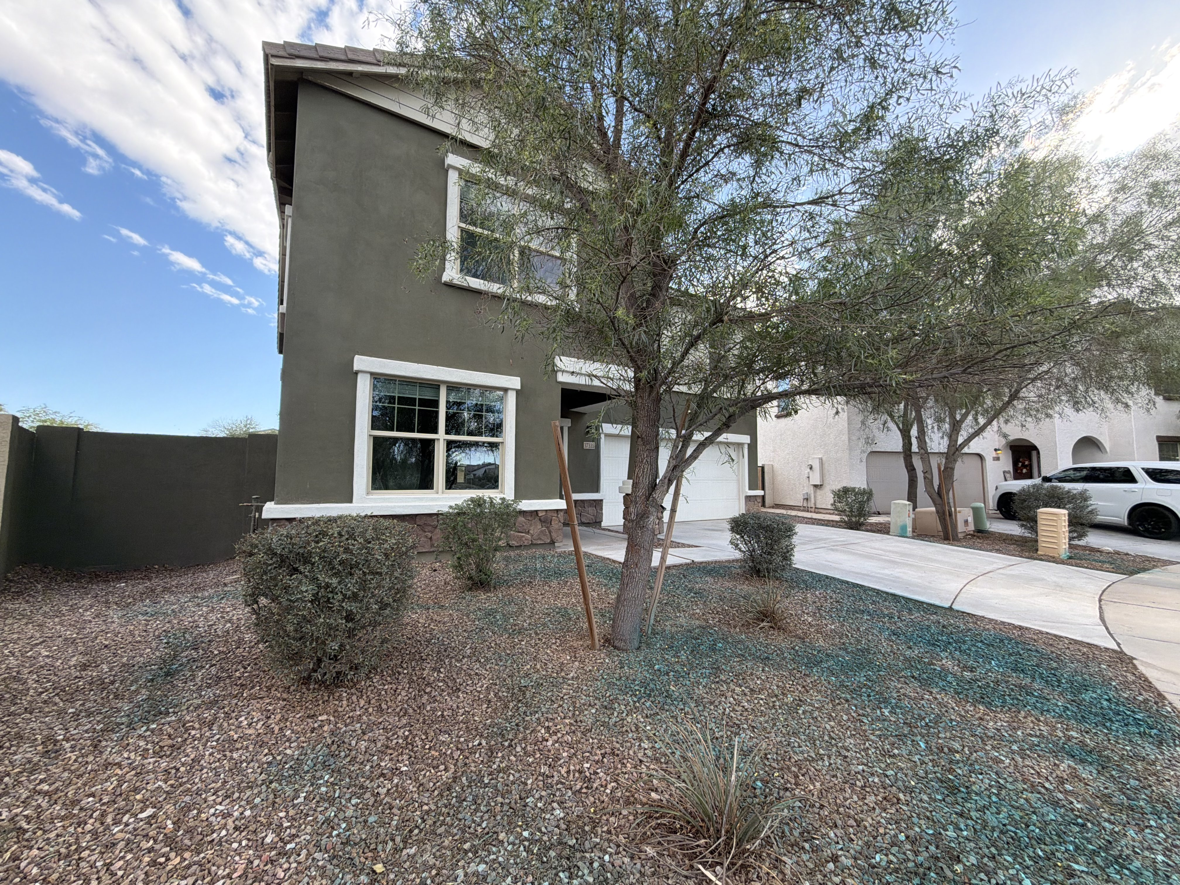 Photo 2 of 31 of 37335 W Cannataro Ln, Maricopa, AZ