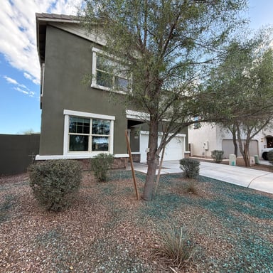 Property photo 2 of 37335 W Cannataro Ln