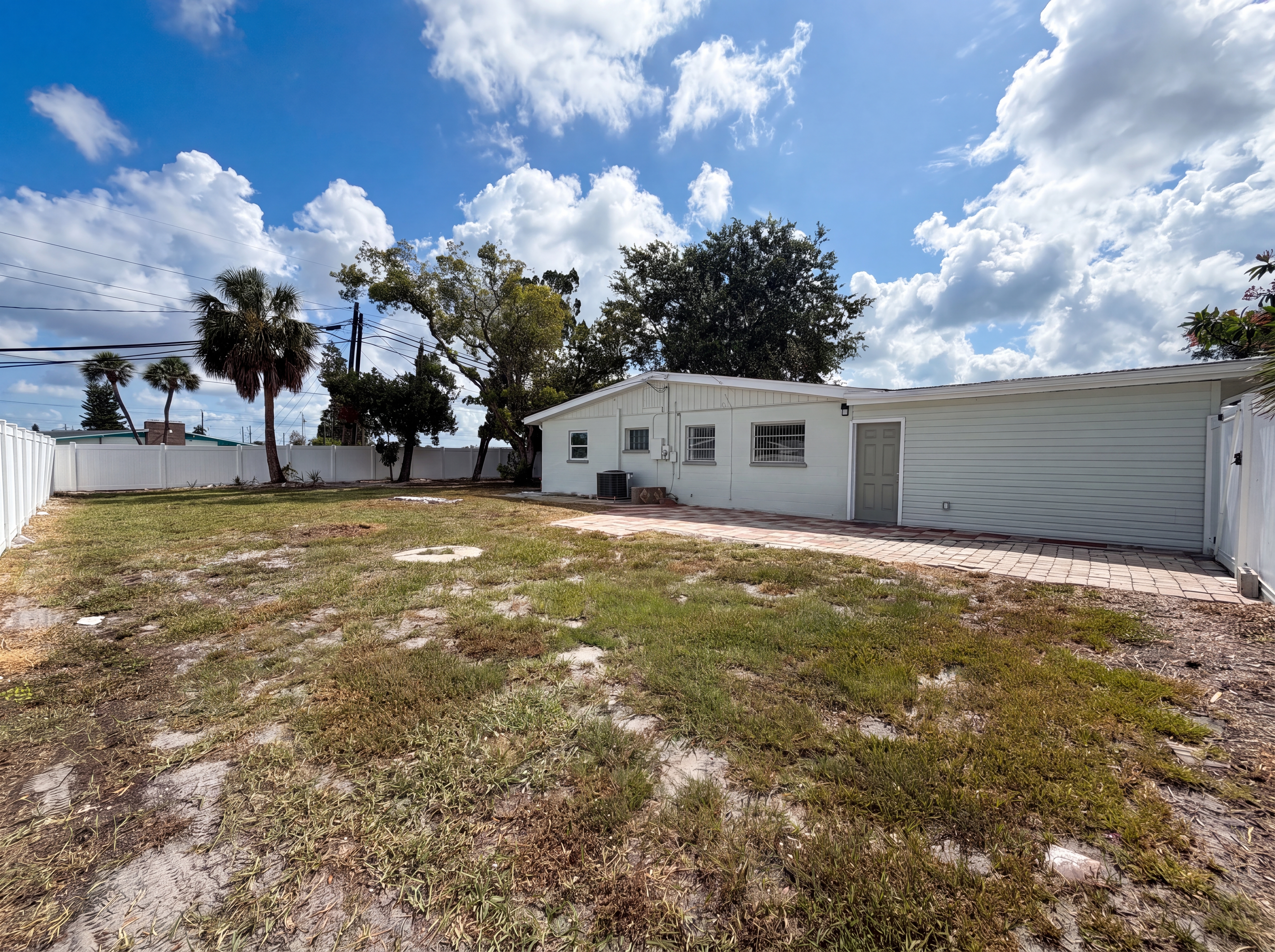 Photo 21 of 23 of 5306 3rd St W, Bradenton, FL