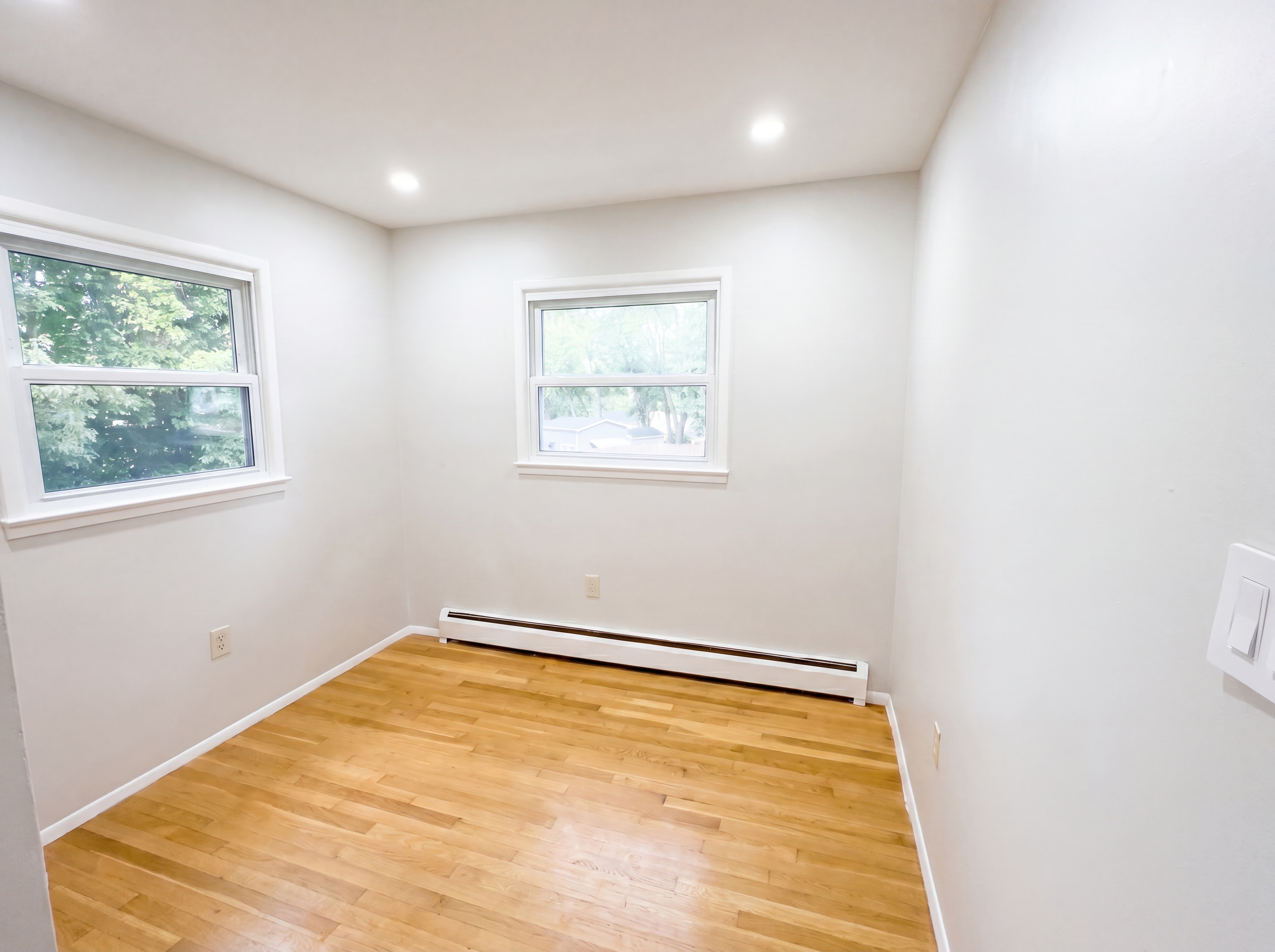 Photo 12 of 20 of 3802 Forestdale Ave, Woodbridge, VA