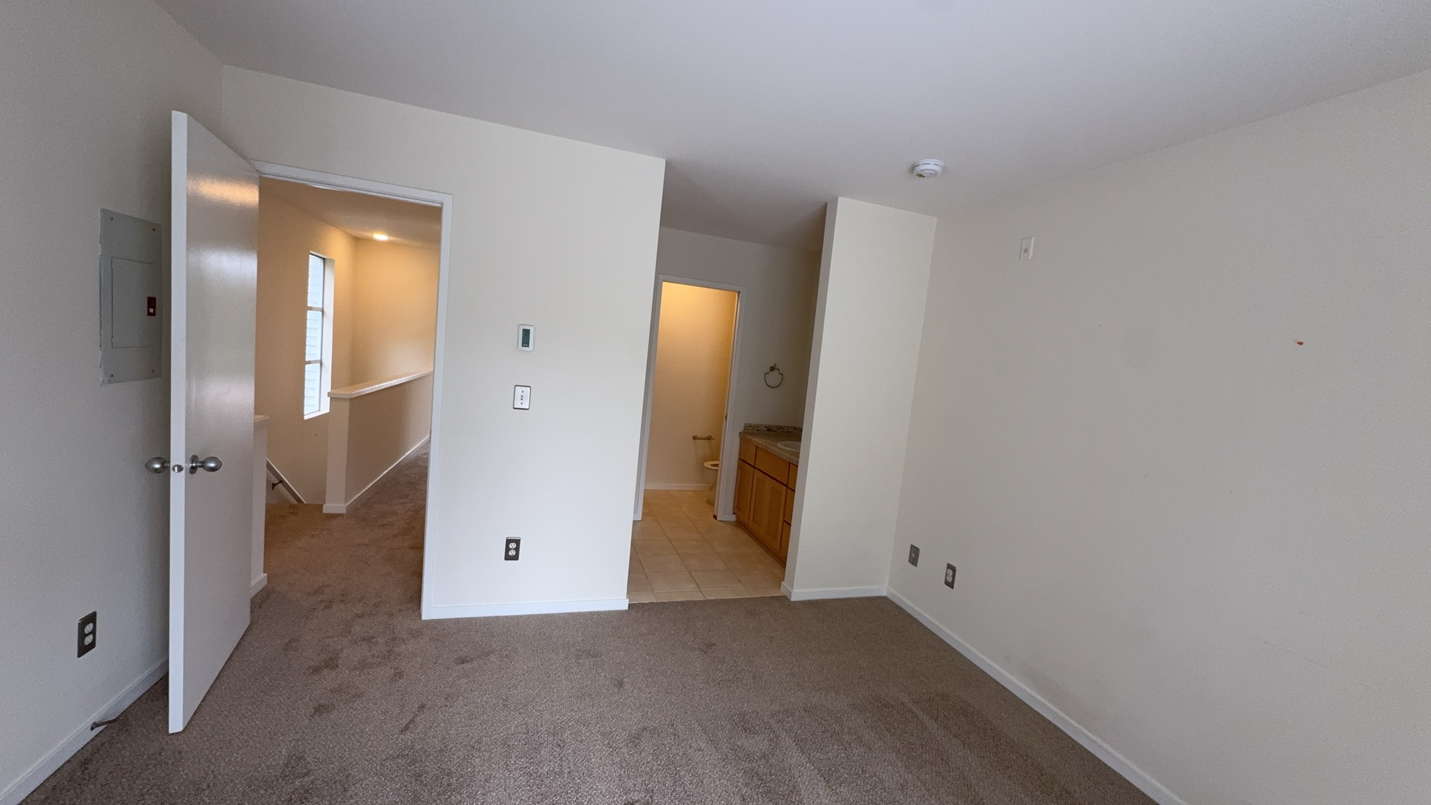Photo 19 of 42 of 442 4th Ave, Kirkland, WA