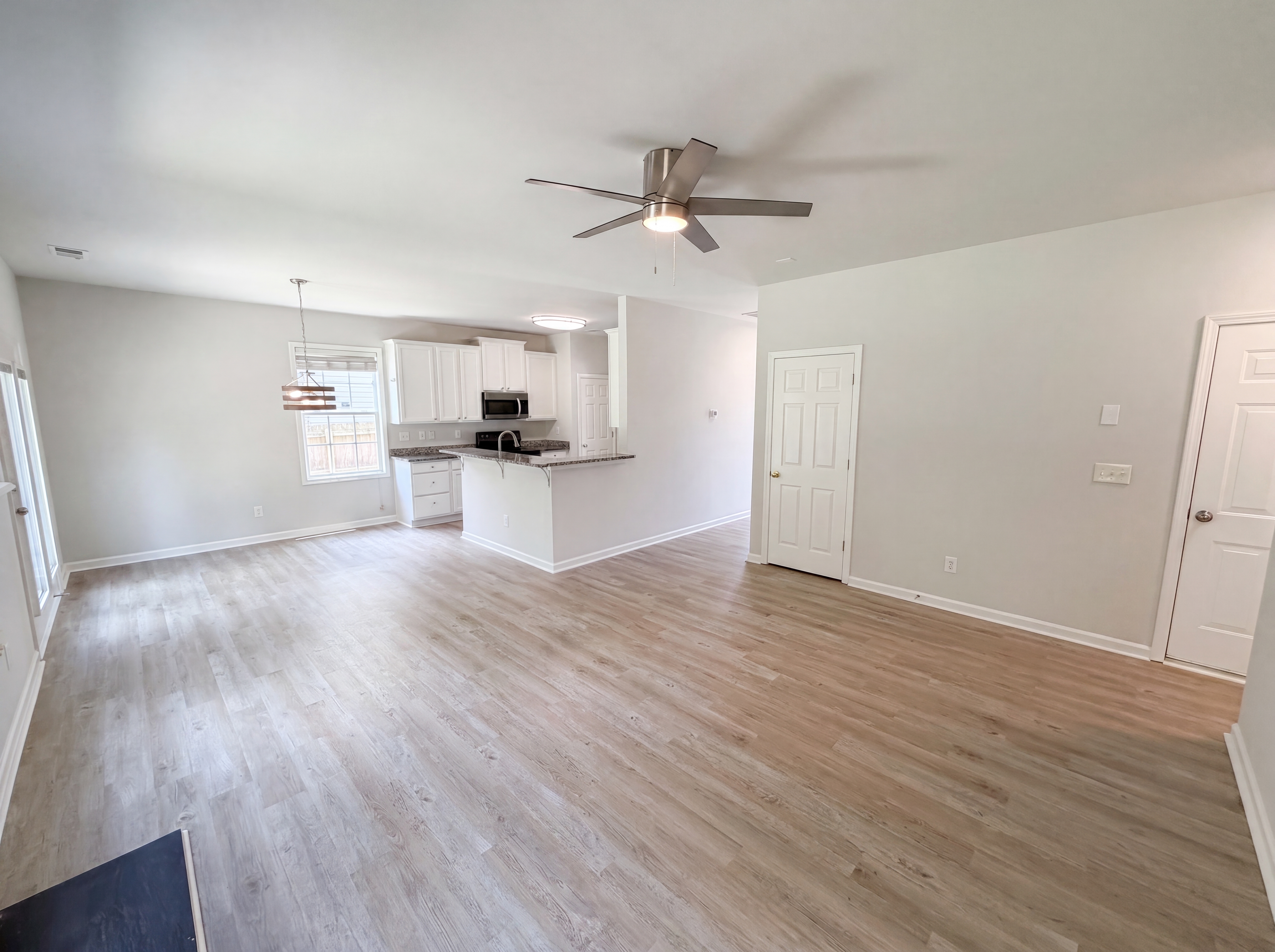 Photo 12 of 30 of 11528 Erwin Ridge Ave, Charlotte, NC