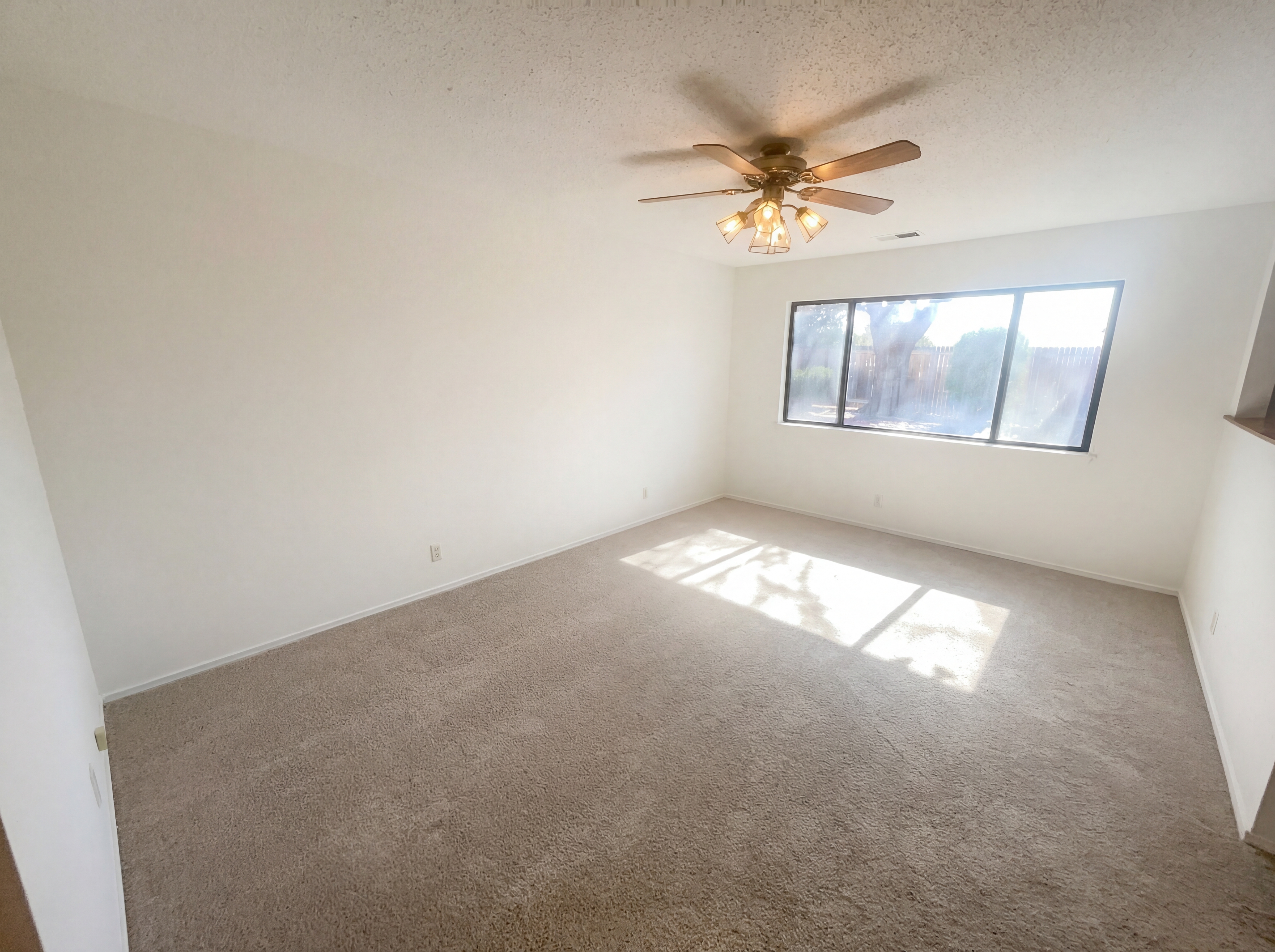 Photo 11 of 24 of 7212 Derickson Ave NE, Albuquerque, NM