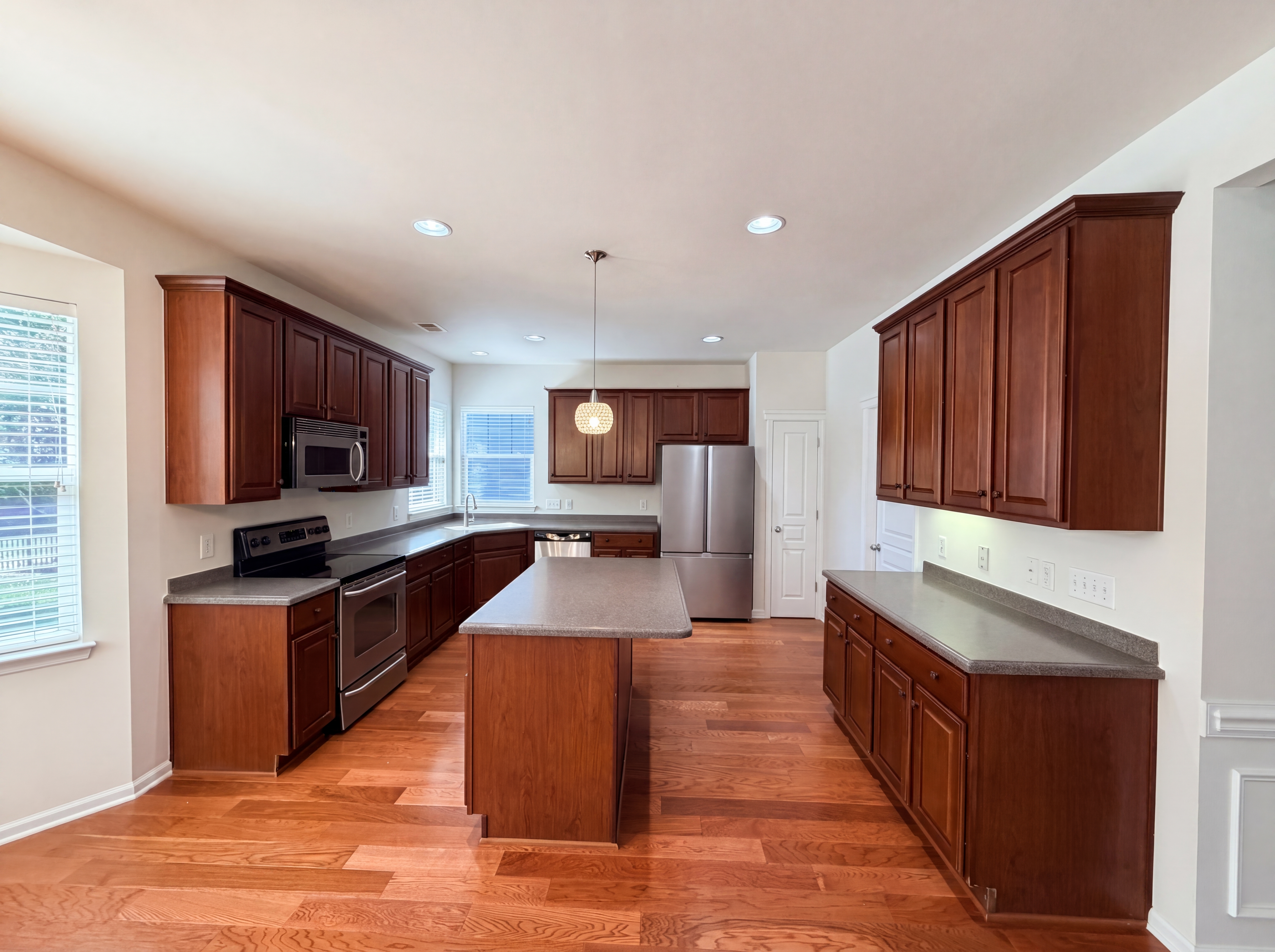 Photo 2 of 22 of 10225 Misty Moss Ct, Mint Hill, NC