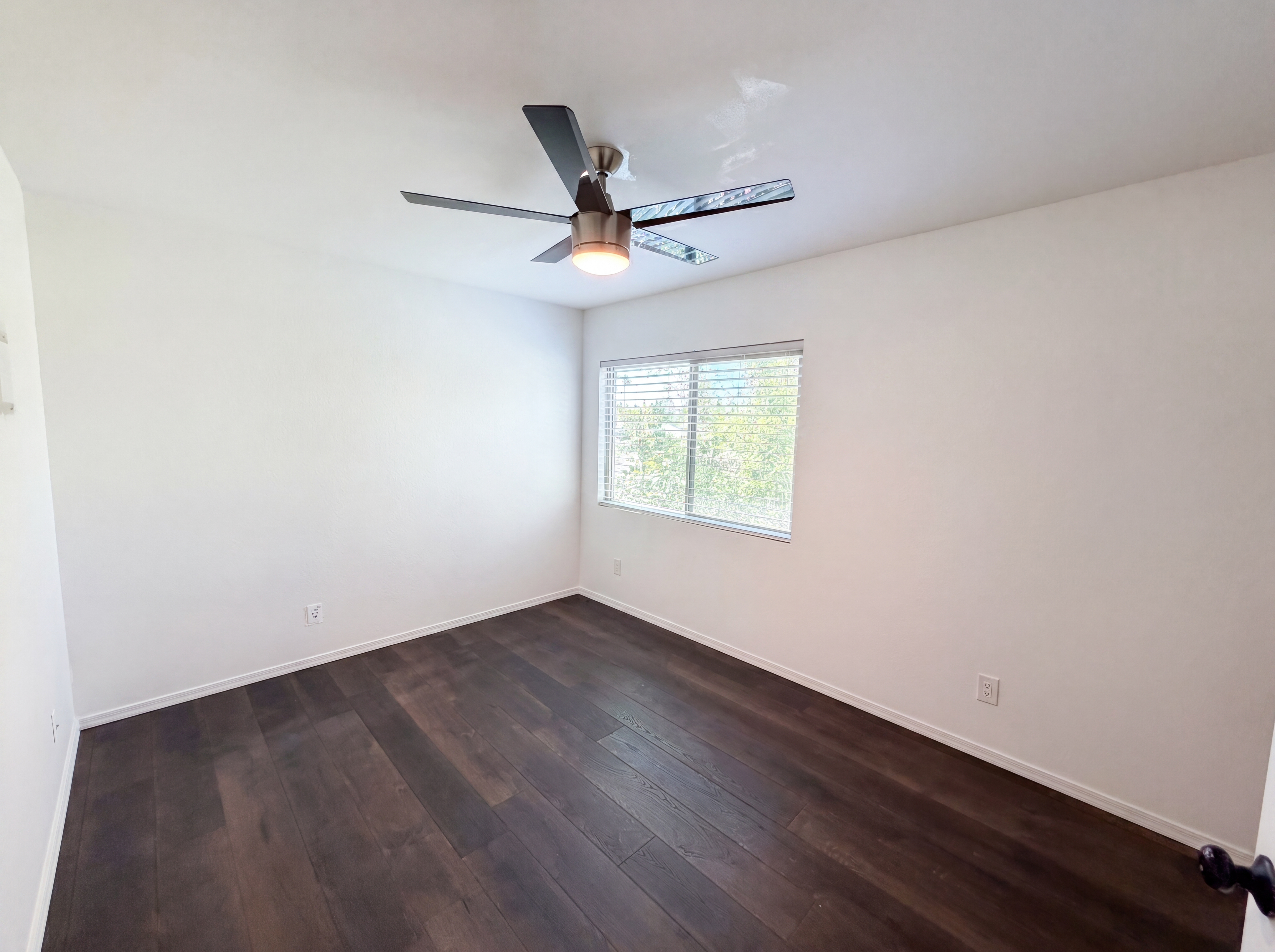 Photo 16 of 22 of 2040 S Longmore, Mesa, AZ