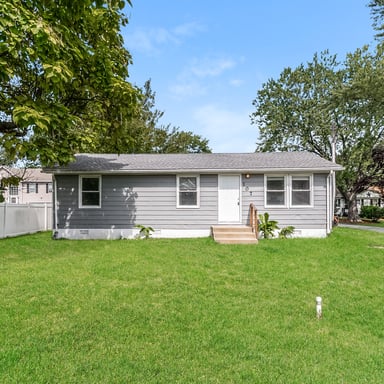 Property photo 1 of 107 Lee Rd
