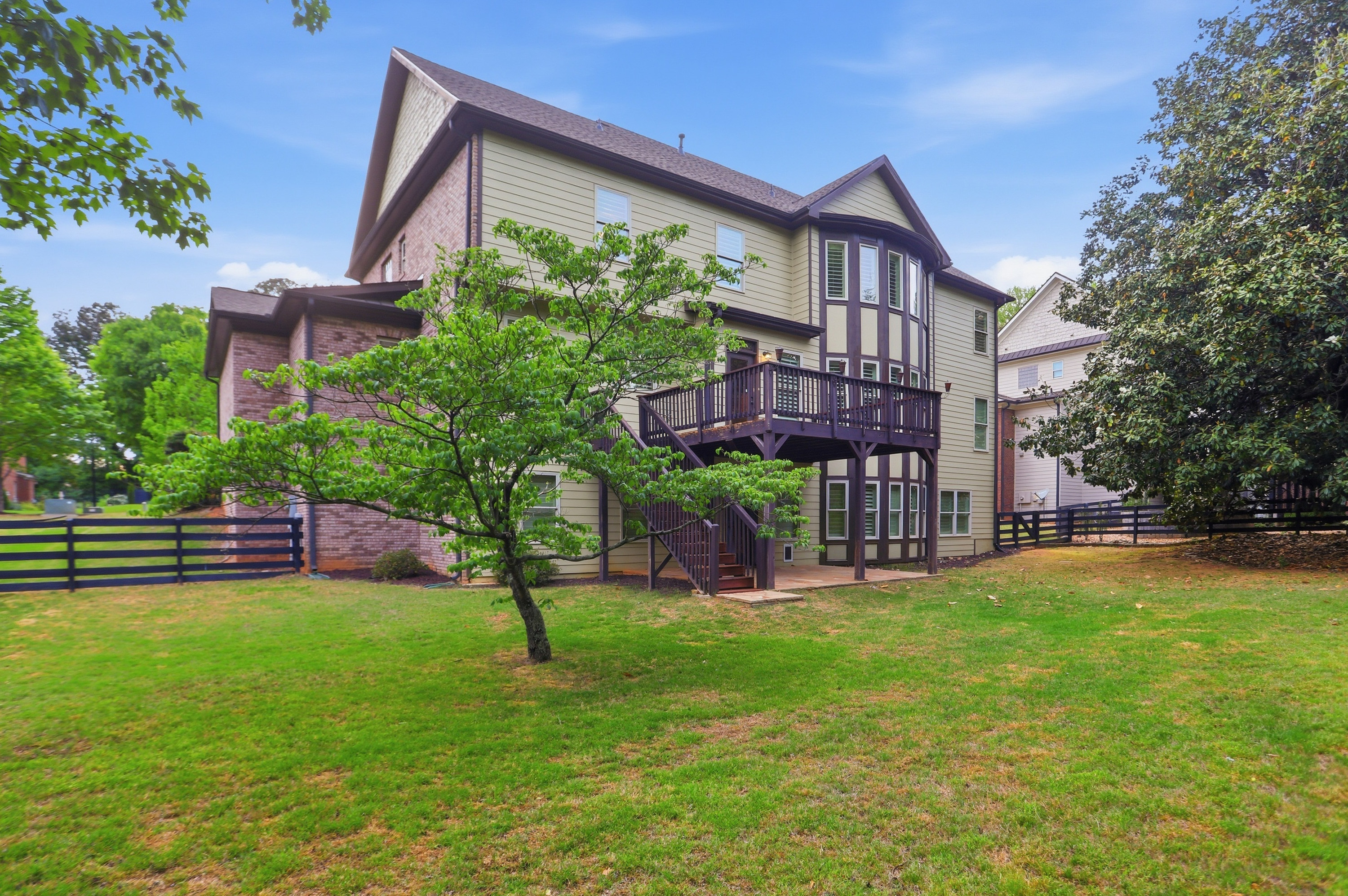 Photo 49 of 54 of 115 Cochran Farms Dr, Roswell, GA
