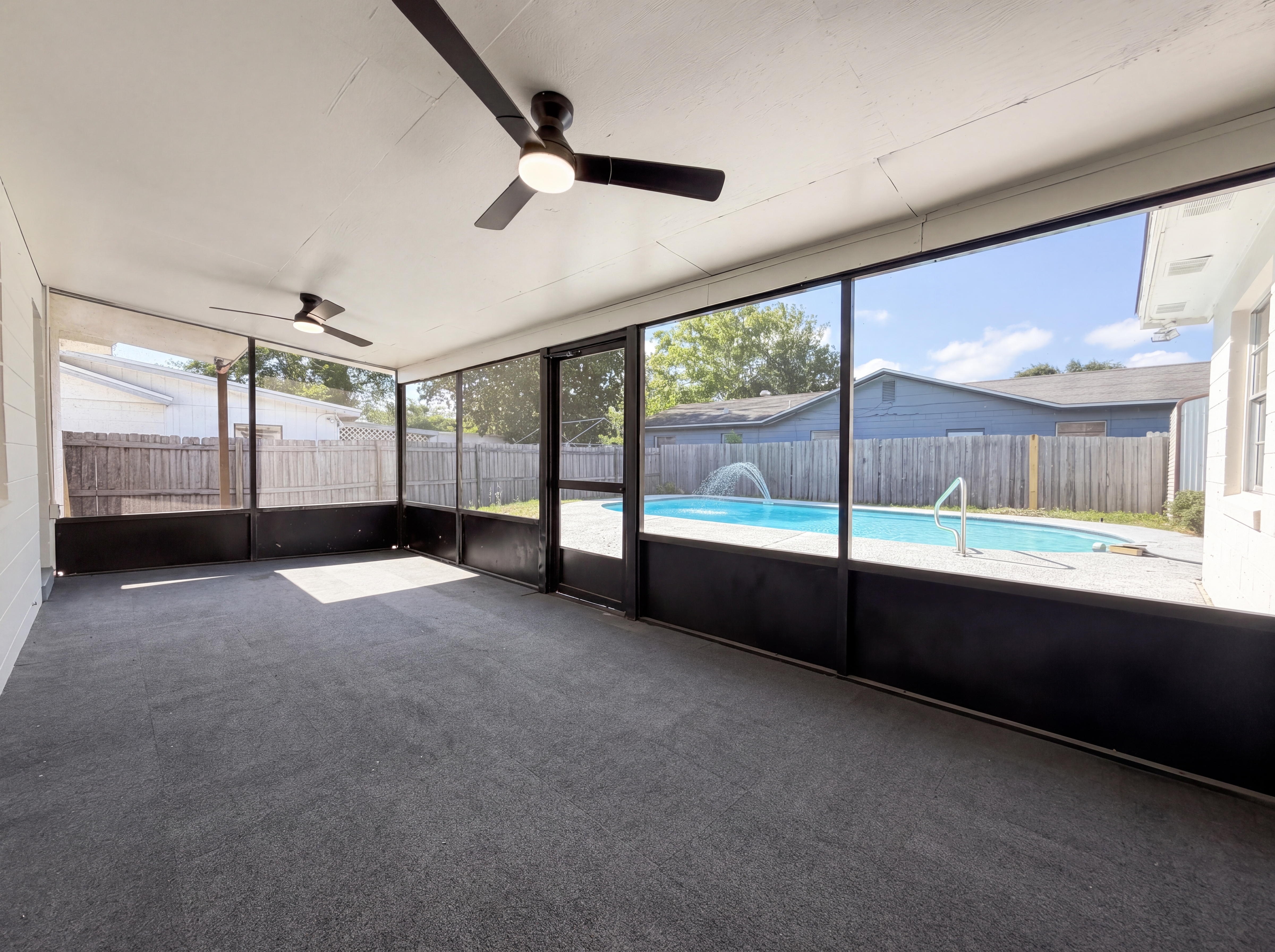 Photo 20 of 22 of 8351 Kipling Ct, Jacksonville, FL