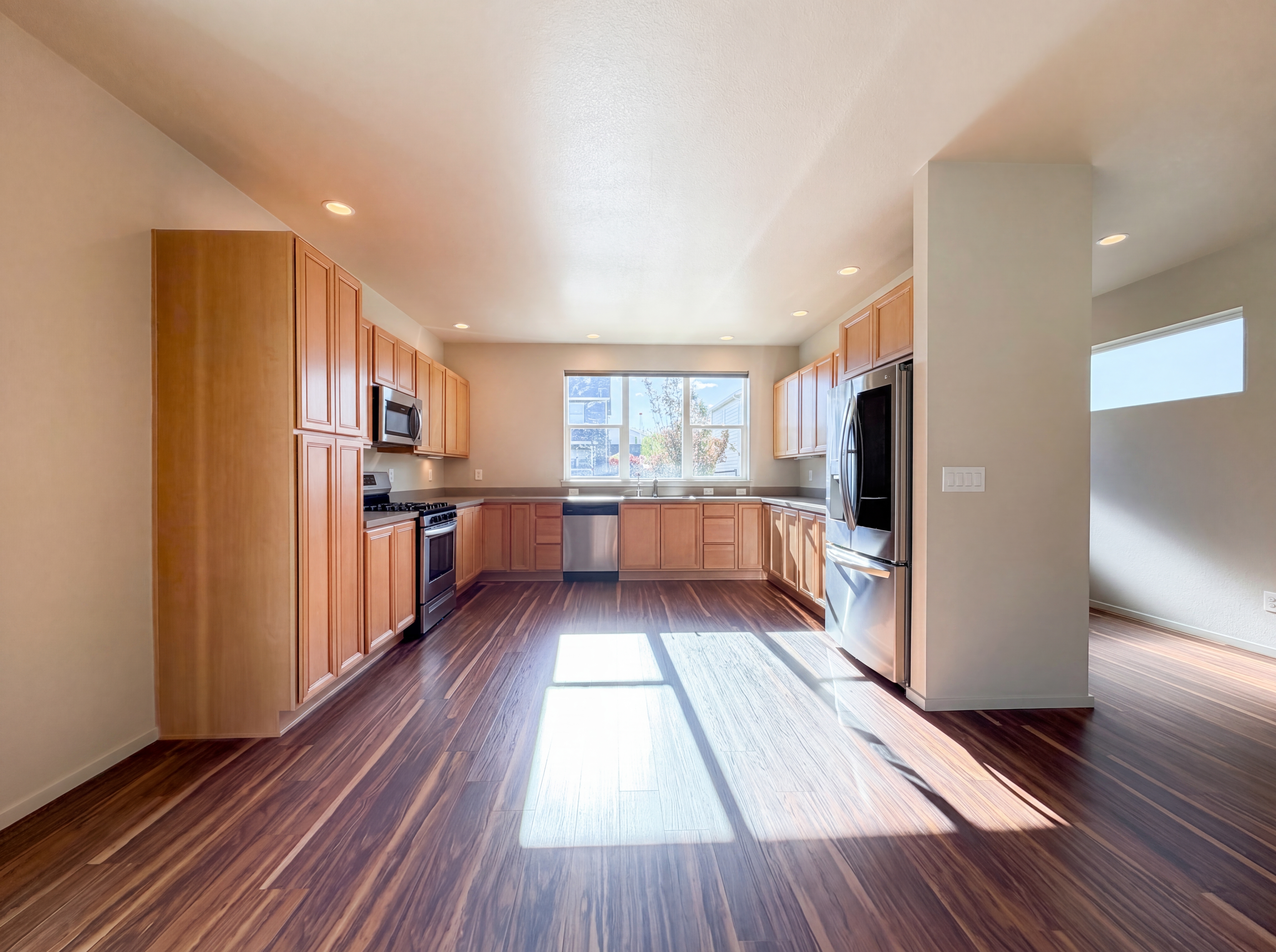 Photo 8 of 42 of 12746 River Rock Way, Longmont, CO