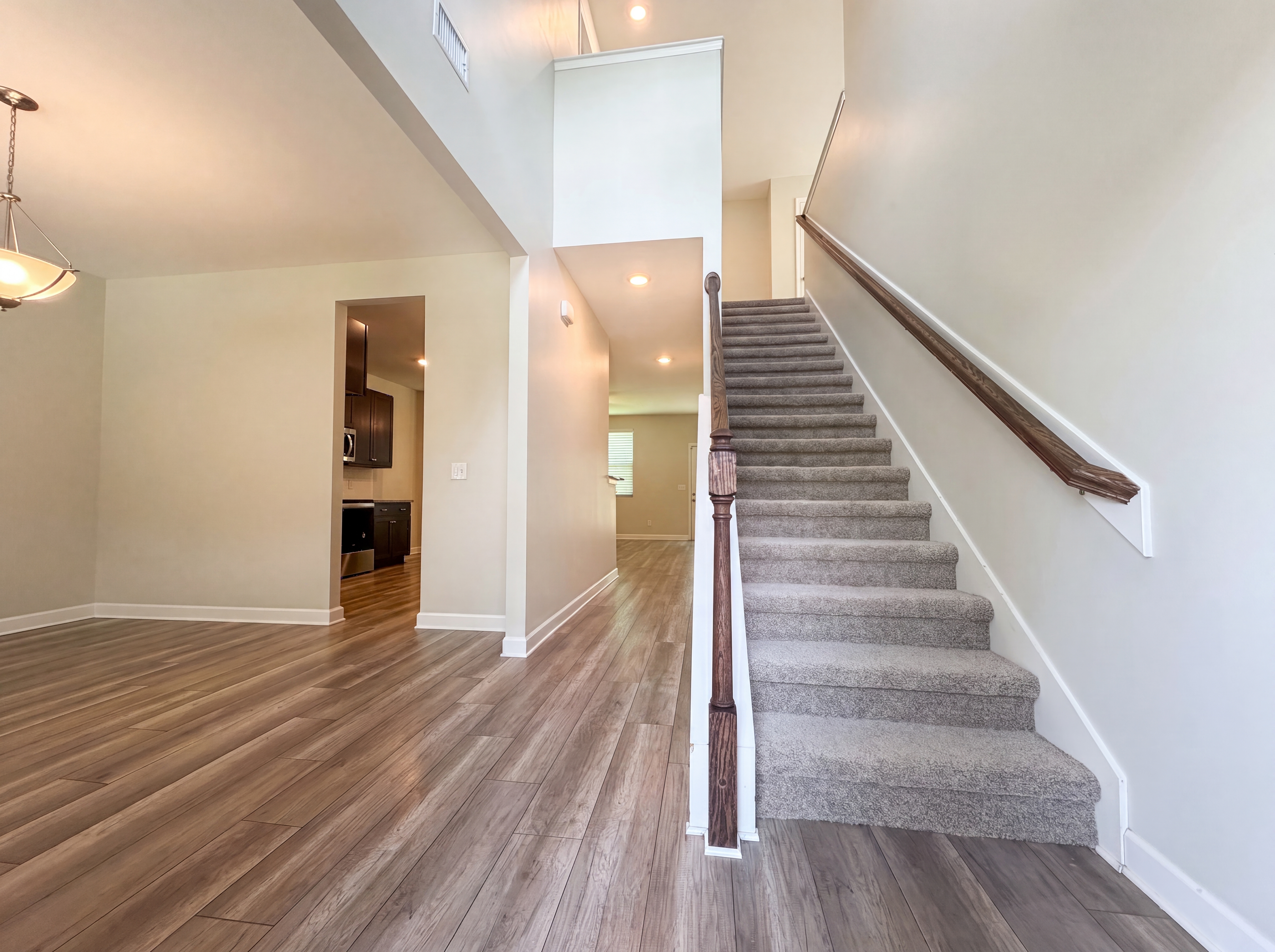 Photo 9 of 16 of 3113 Bromley Way, Antioch, TN