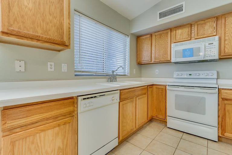 Photo 9 of 35 - 8651 E Monte Ave, Mesa, AZ 85209