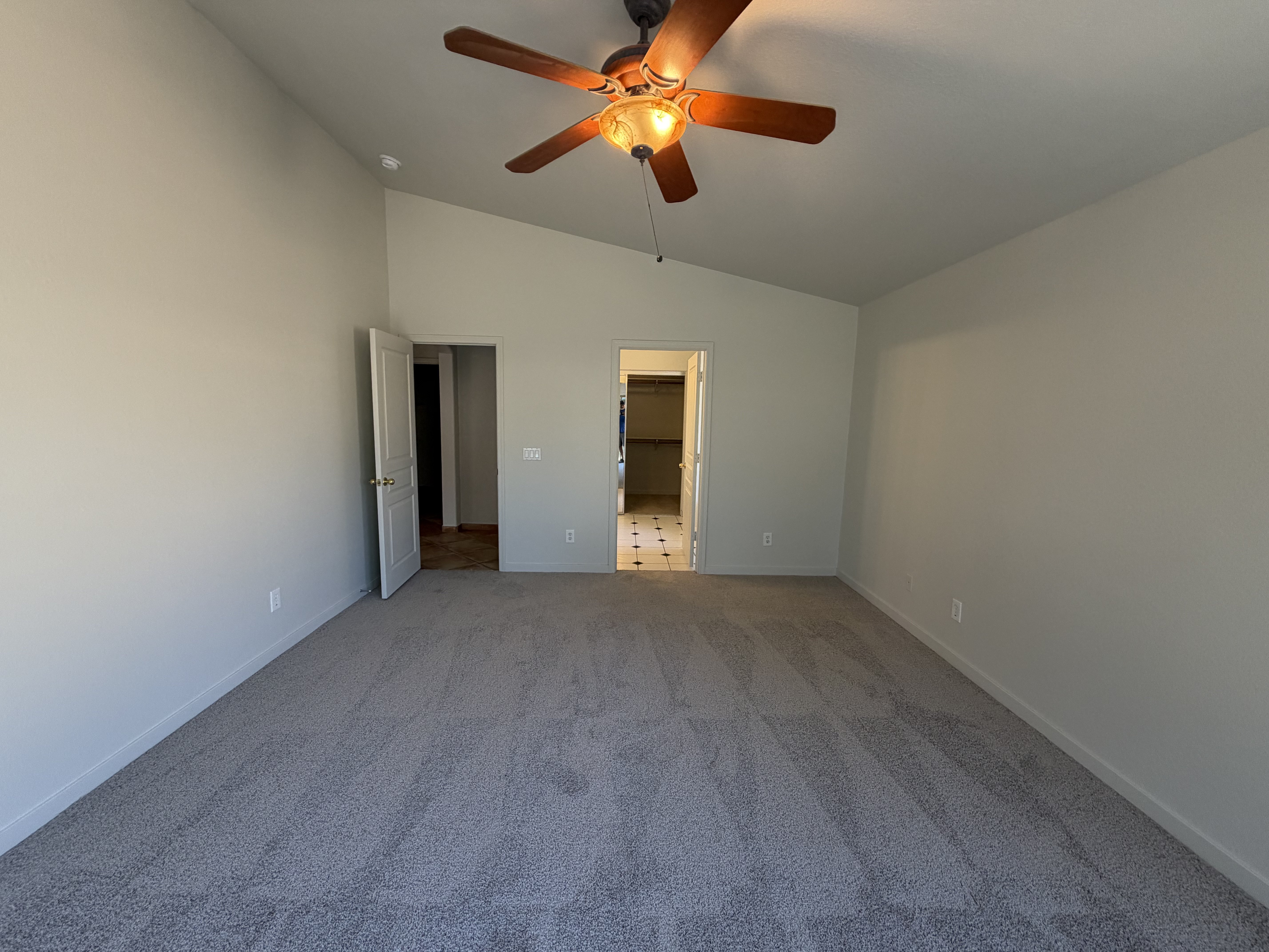 Photo 4 of 26 of 5166 W Bryce Ln, Glendale, AZ
