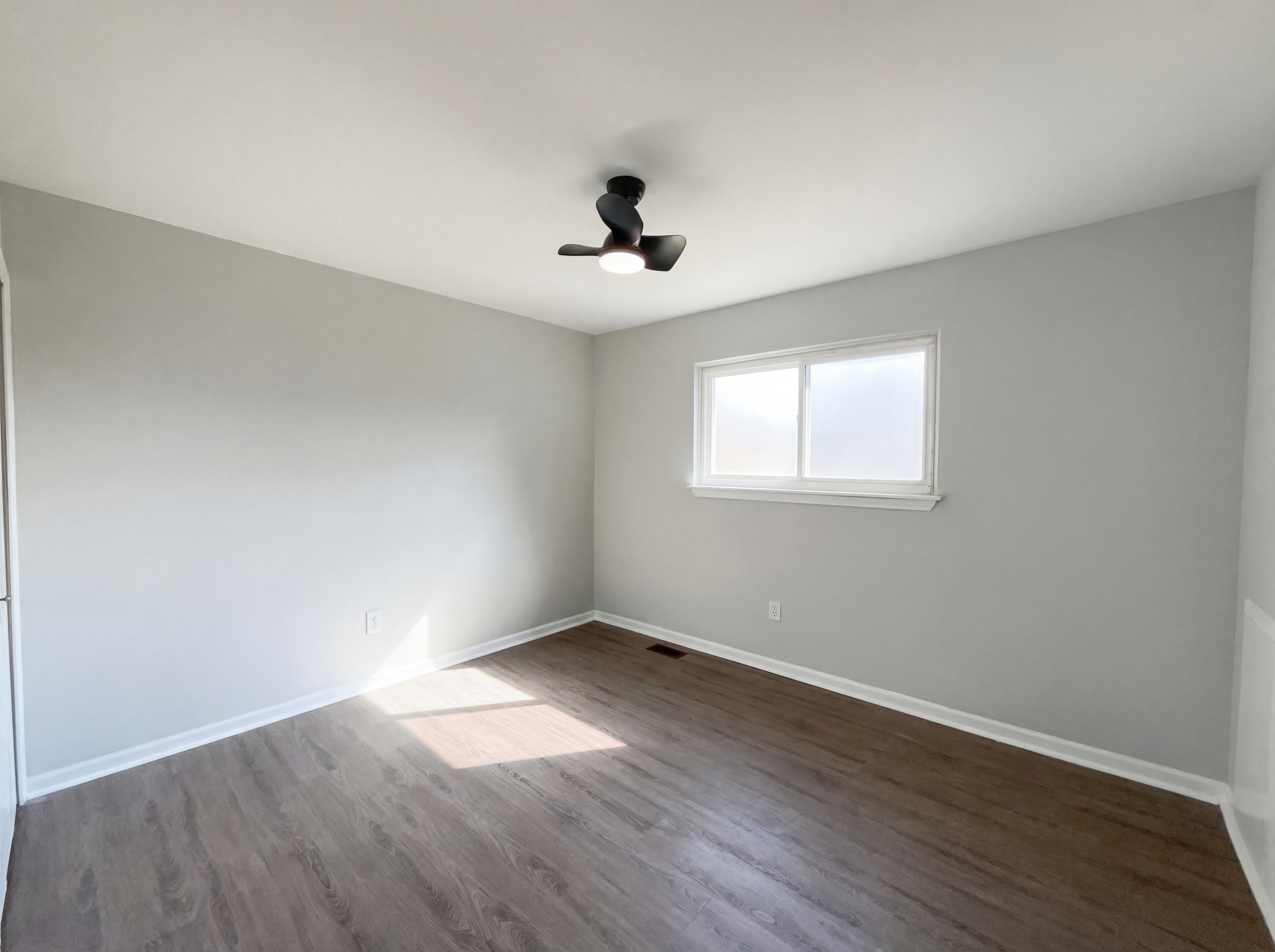 Photo 13 of 19 of 42195 Fairview Dr, Canton, MI