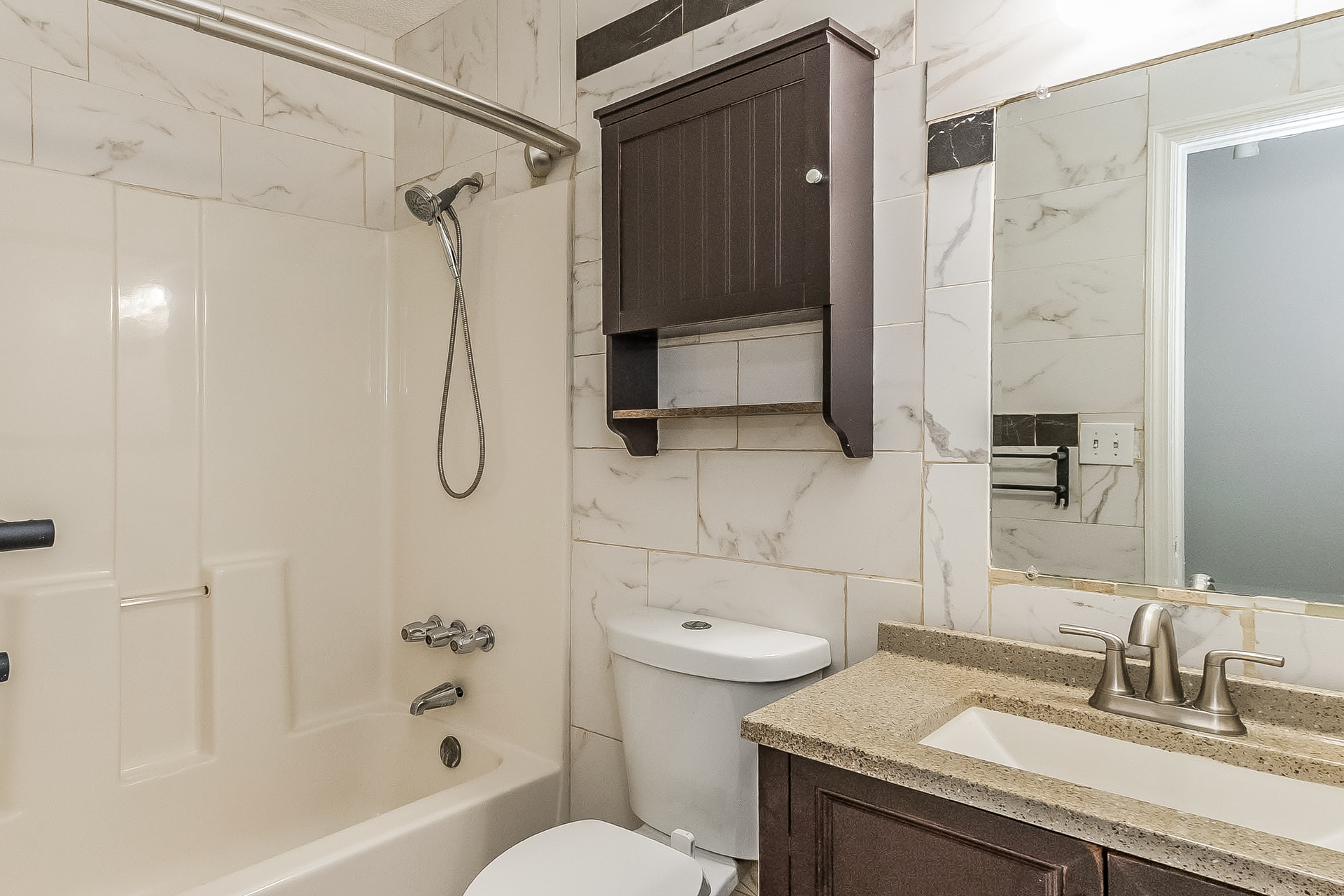 Photo 15 of 21 of 1305 Aubry Dr, Moncks Corner, SC