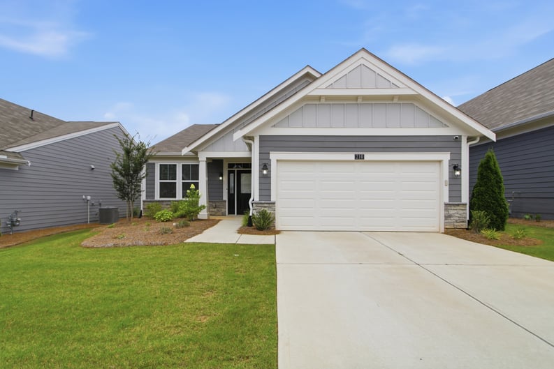 Property photo 1 of 210 Balsam Dr